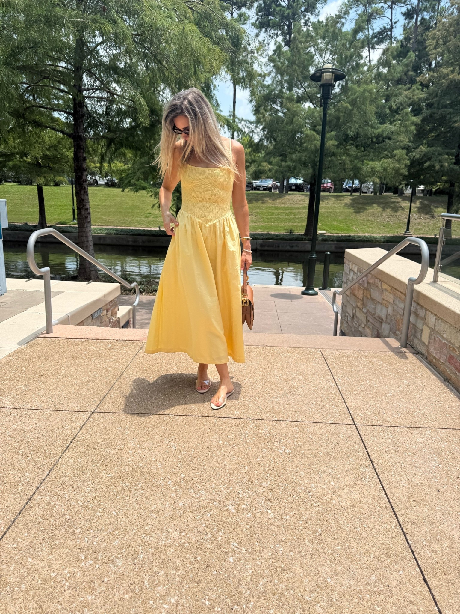 Best dress in the world. Yellow is sold out but many more colors online

#LTKootd #LTKmomlife #LTKSeasonal