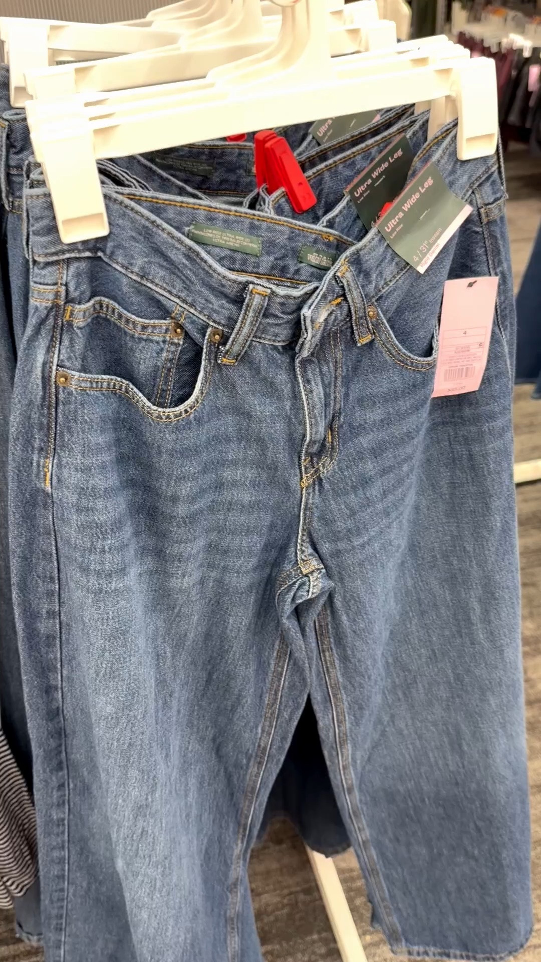These wide leg denim are so cute!!🫶🏼 @Target