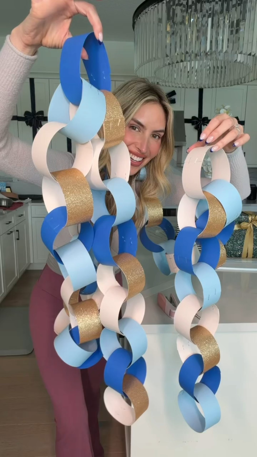 Making the viral paper garland! I will be doing this for every Holiday!!🤩

#LTKU #LTKHome #LTKmomlife