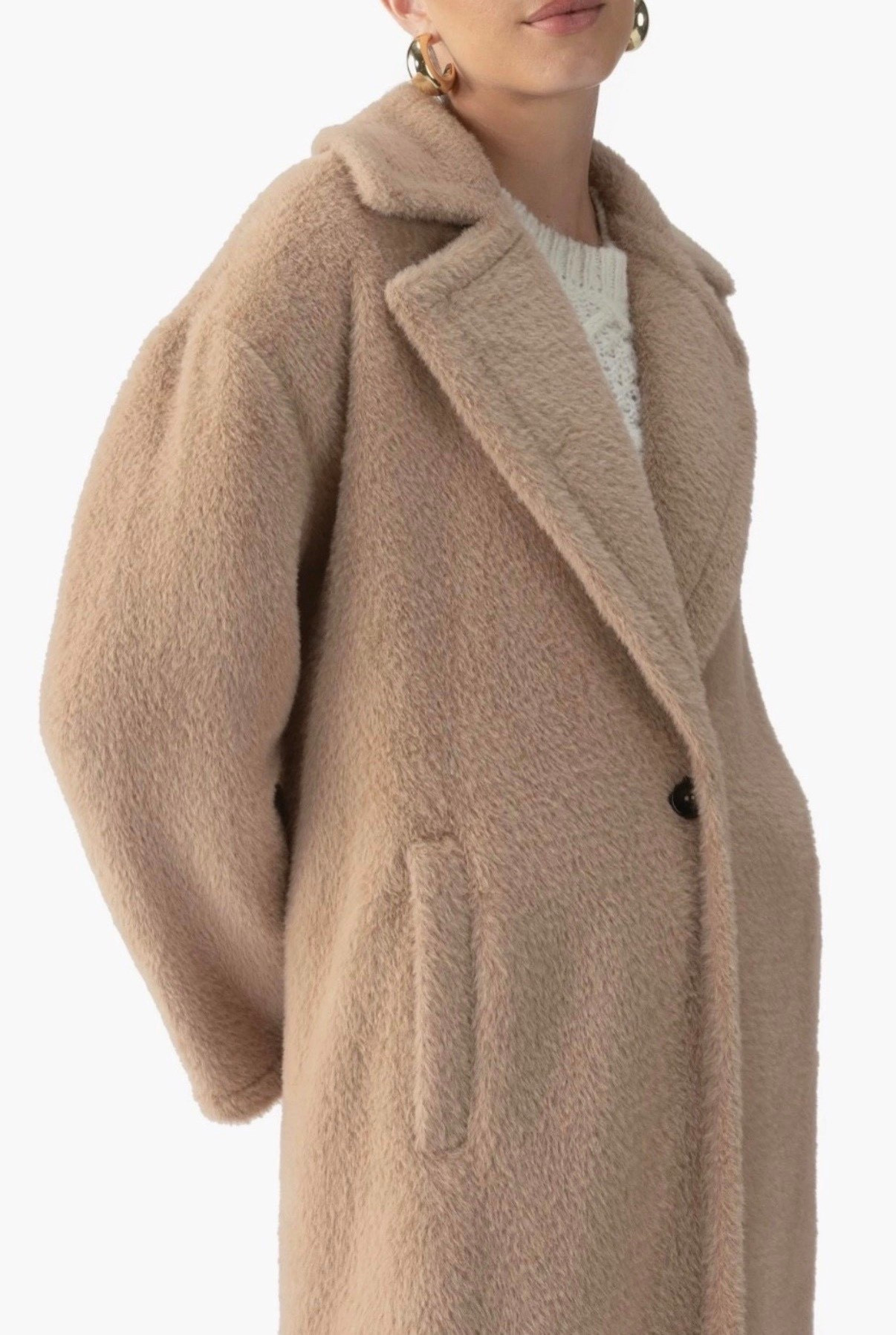Cozy coat
Winter


#LTKGiftGuide #LTKSeasonal #LTKHoliday