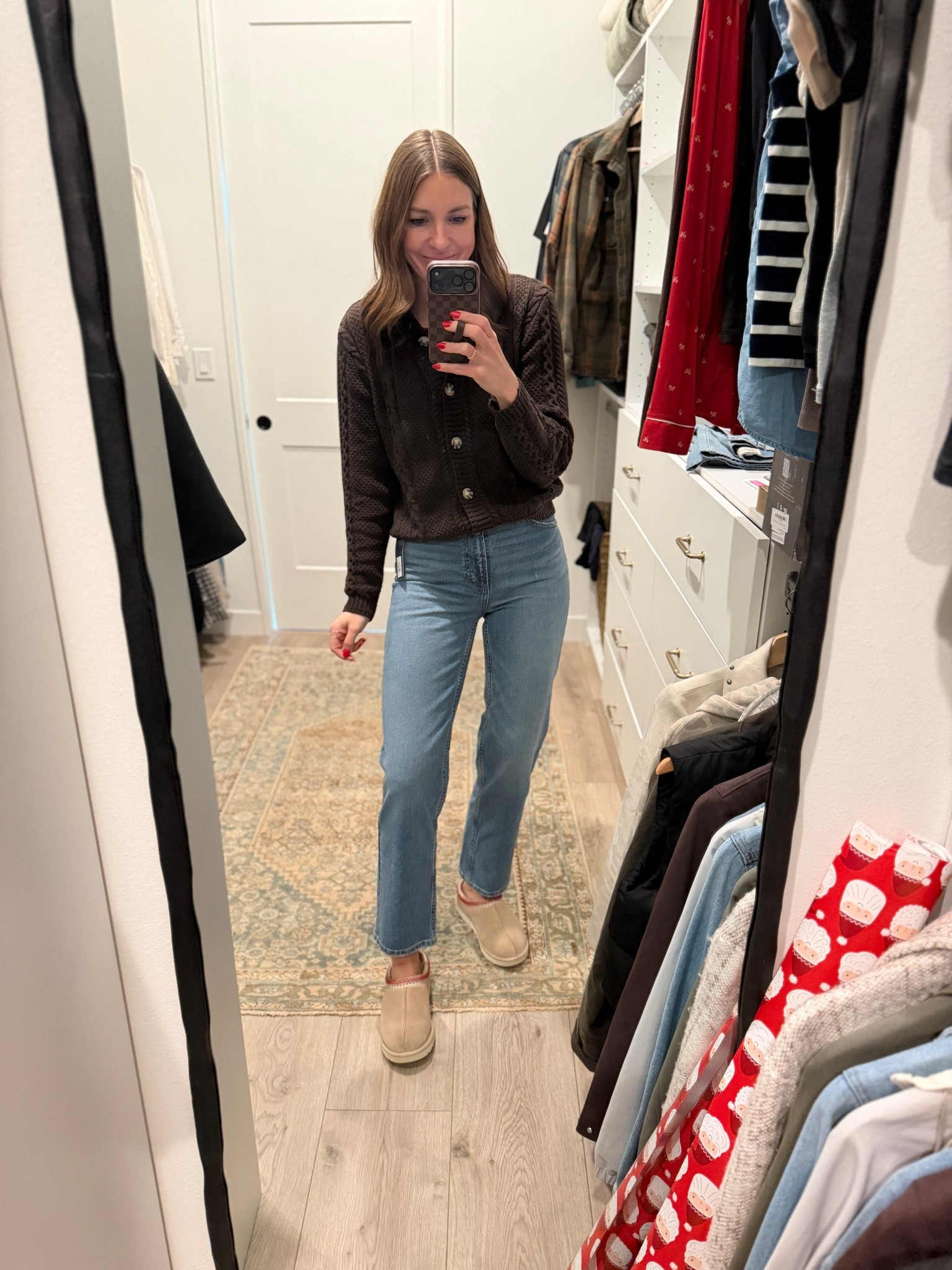 My new Target jeans that I shared last week are on sale for $30! Fit TTS. I’m 5’9” wearing the regular length and the hit right above my ankle. 


#LTKootd #LTKSaleAlert