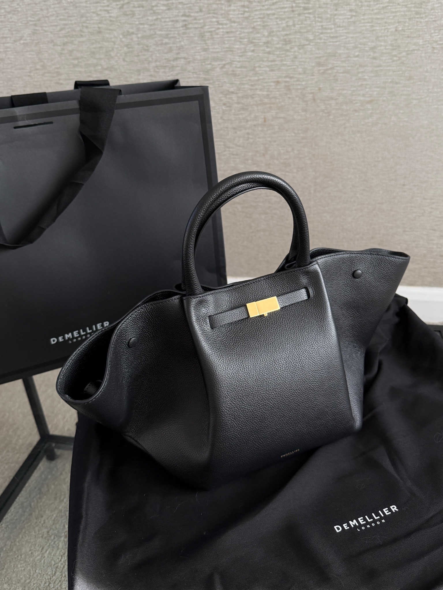 The gorgeous black New York Midi from Demellier - they still have 20% off their site at the moment 🖤

#LTKgiftguide #LTKbag #LTKCyberWeek