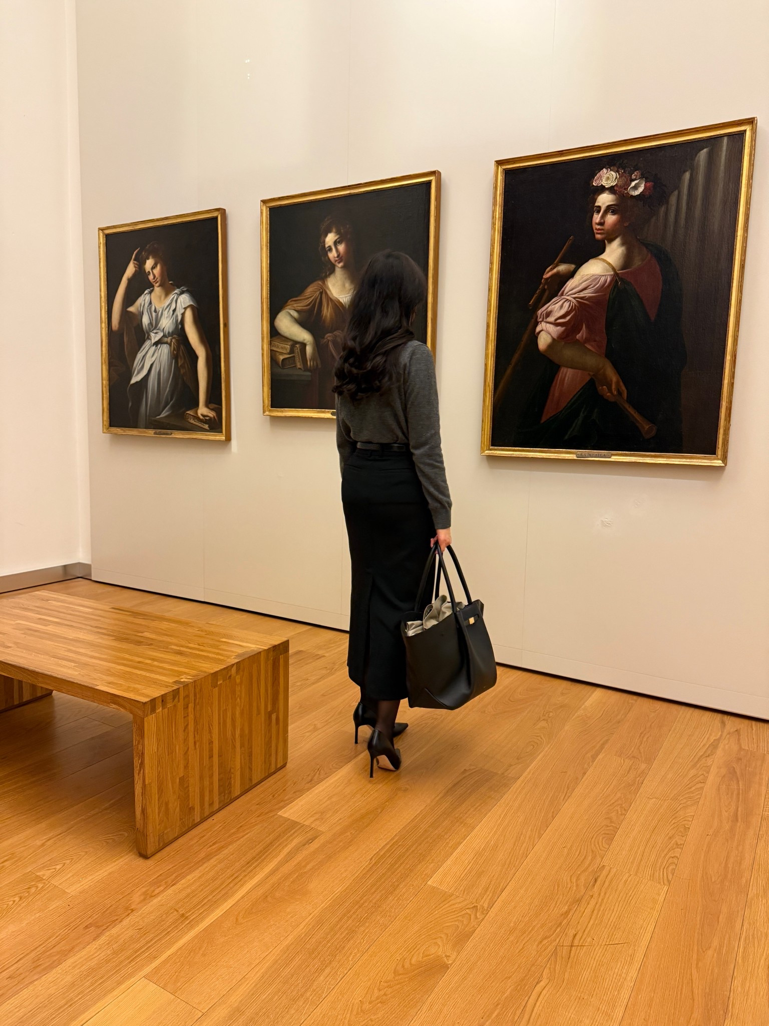 Sweater: Massimo Dutti
Skirt: Babaton
Heels: Via Spiga
Belt: Mango
Bag: Demellier

#LTKtravel