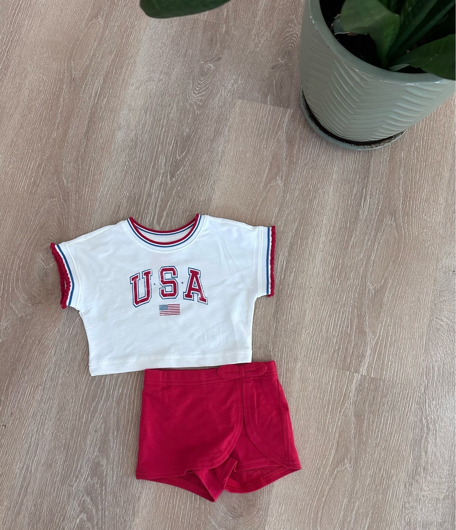 🇺🇸 Little Miss USA Ready ❤️💙
The cutest red, white & blue moment for all the summer memories! ✨ This toddler girls’ USA skort set is perfect for 4th of July celebrations, fireworks nights, parades, BBQs, family photos, and everyday summer adventures. ☀️
Loving the sporty USA graphic tee paired with the comfy red skort—easy to wear, play-friendly, and festive without sacrificing comfort. ⭐ Save this one for your little girl’s patriotic summer wardrobe!
❤️ USA tee + skort set
💙 Toddler summer outfit
⭐ 4th of July approved
#LTKKids #LTKFamily #LTKFinds #ToddlerStyle #ToddlerGirlFashion #KidsFashion #FourthOfJulyOutfit #4thOfJulyStyle #PatrioticOutfit #RedWhiteAndBlue #USAOutfit #SummerKidsStyle #KidsOOTD #GirlsSummerFashion #MomFinds #AffordableKidsFashion #FireworksOutfit #SummerOutfitIdeas #FamilyPhotoOutfit #AmericanaStyle
toddler girls USA skort set, toddler 4th of July outfit, patriotic toddler outfit, girls red white and blue set, USA graphic tee outfit, toddler summer clothes, girls summer skort outfit, Fourth of July kids outfit, toddler girl fashion, kids holiday outfit, cute patriotic clothing, summer family photo outfits.

#LTKKids #LTKBaby #LTKSaleAlert