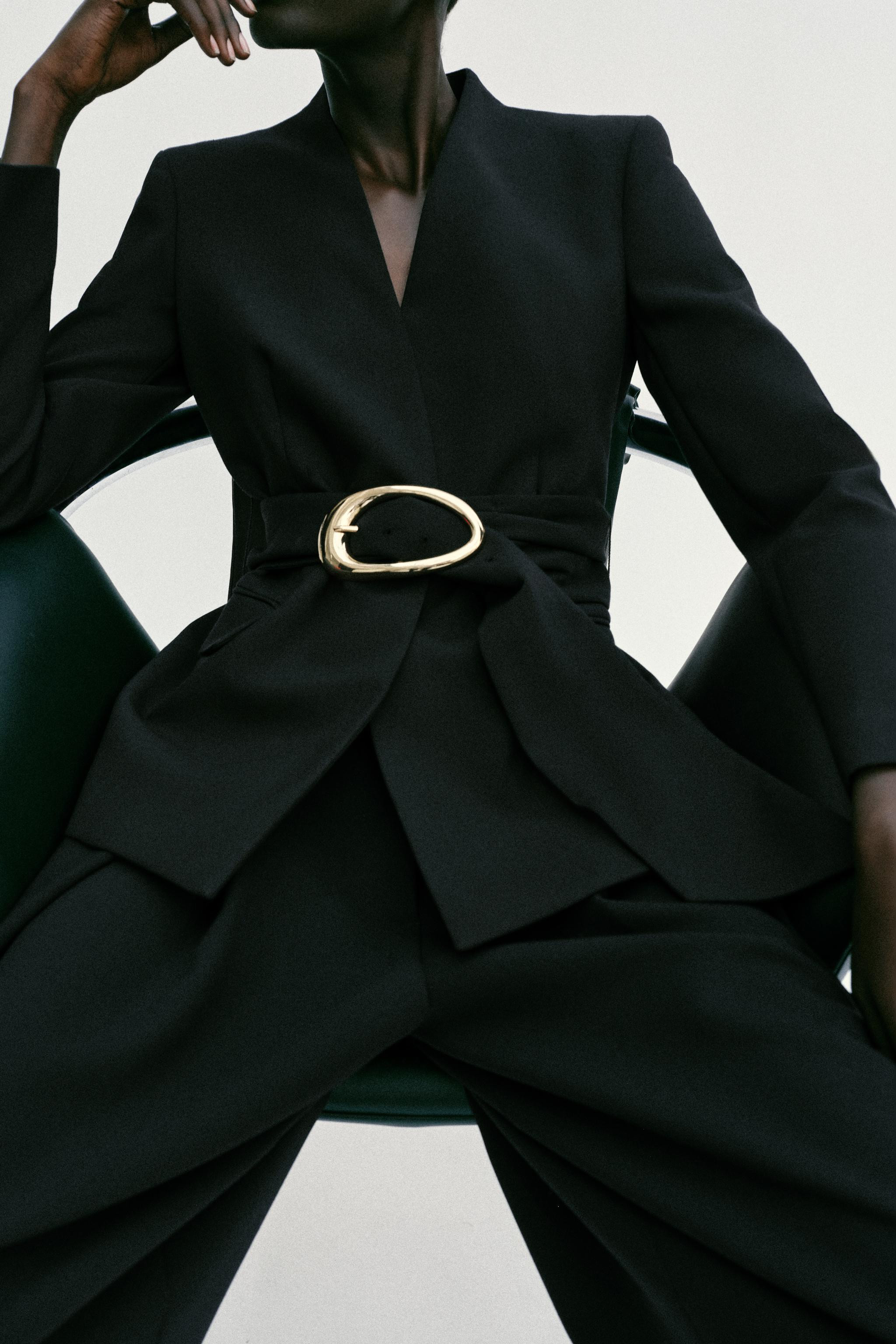 GOLD BUCKLE BELTED BLAZER SET | Zara US