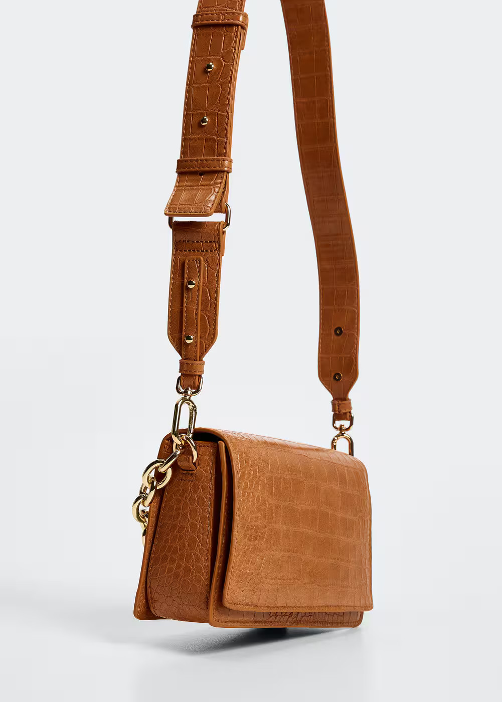 Croc-effect cross body bag | MANGO (UK)