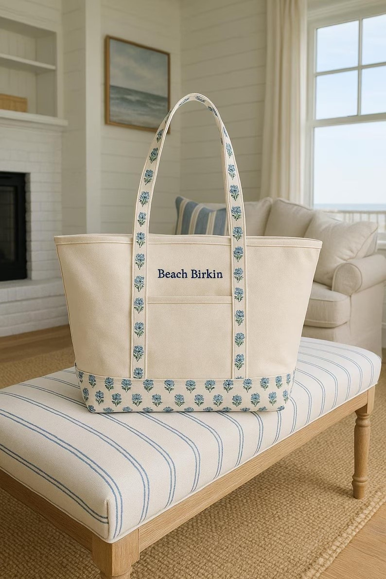 Personalized Canvas Tote, Embroidered Tote, Monogram Canvas Tote Bag, Custom Tote Bag, Preppy Boat Bag, Monogramed Beach Bag Custom Tote Bag, Bridesmaid Gift, Embroidered Canvas Tote Bag, Beach Bag, Bachelorette Gifts, Gifts for Her, Graduation gift
