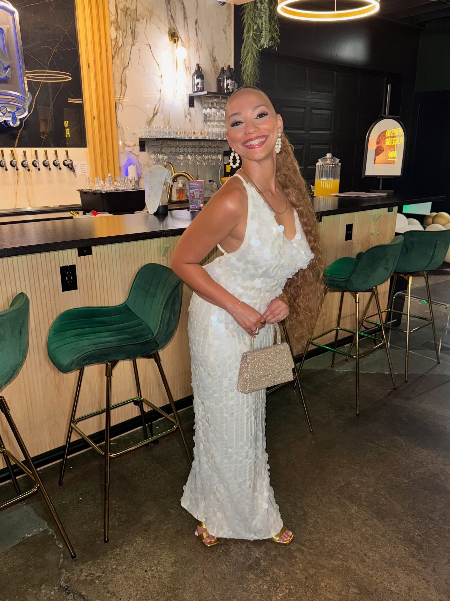 What an incredible night.✨

I just threw a show. 

Truly just a glimpse of God’s goodness and His promises in real time. This isn’t just something I do, it’s something I love. And watching it unfold the way it did tonight… it hit different.

To create something from vision, to watch it move people, and to stand in the middle of it all knowing this was once just an idea, I’m beyond grateful.

This was a reminder: when you move with purpose, God meets you there. Every time. So keep going. 

Your creativity, that idea and that seed you planted… matter. 

More recaps to come from The Social Bar Mixer 2025. 

Hair and Makeup by my amazing friend & sis @zhaniece_ 
Dress @sheinofficial 
Shoes @giannibiniofficial