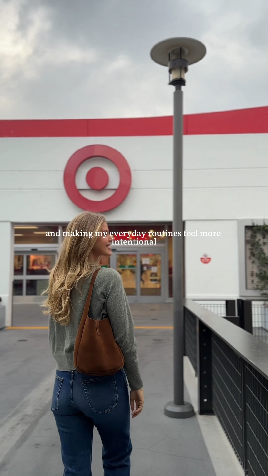 #ad how I’m setting myself up for the new year with @target ♥️🧼🧹 my reset essentials as a home chef! #targetstyle #myeverythingand #targetpartner

#LTKHome #LTKdayinmylife