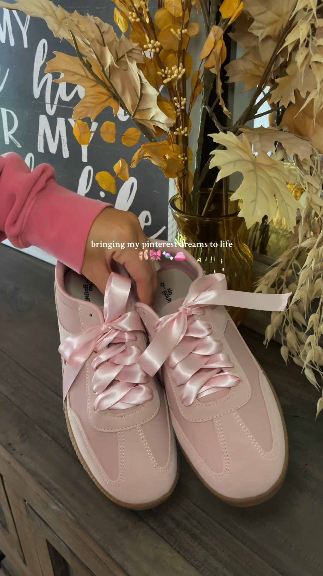 $19 SNEAKERS FROM WALMART but make it girrrllyyy 🎀

#LTKVideo #LTKStyleTip #LTKFindsUnder50