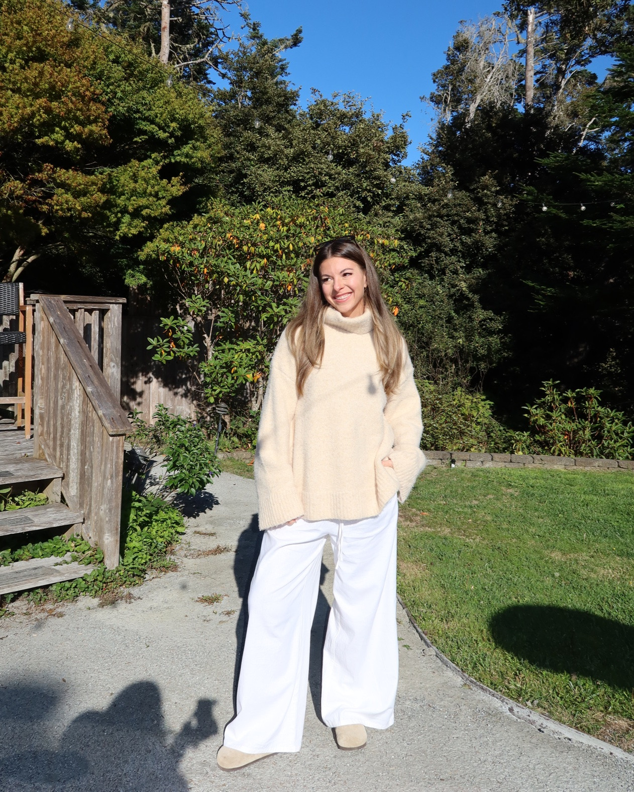 revolve cream oversized turtleneck sweater and white linen pants 🍂

revolve: tulip 
electric picks: emerson20 

i’m 5’4” and typically wear a small/2 
sized up to a medium in the pants 

casual fall outfit 
coastal outfit 
white weekend outfit 
fall transition outfit 
sweater weather

#LTKootd #LTKSeasonal #LTKTravel
