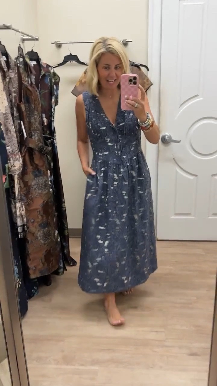 Beautiful!! Incredible formal options from Belk! I’m in small, need xs. 

#LTKdayinmylife #LTKmomlife #LTKSeasonal

#LTKdayinmylife #LTKSeasonal #LTKOver40