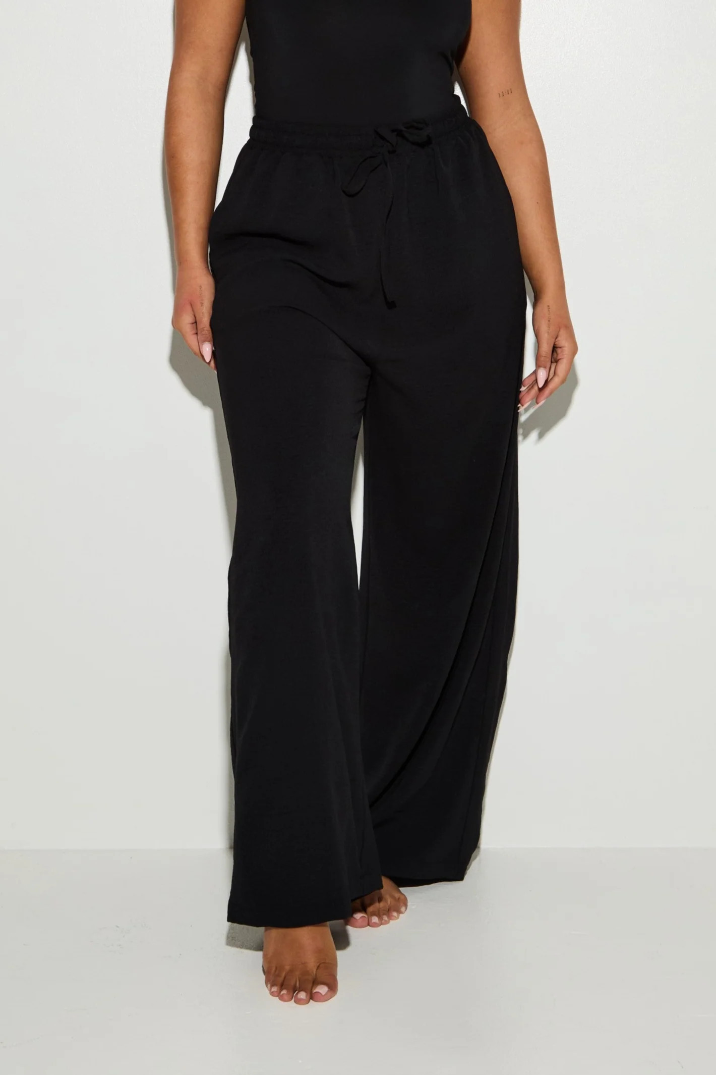High Waisted Wide Leg ‘Liv’ Trousers (NEW) | RELR