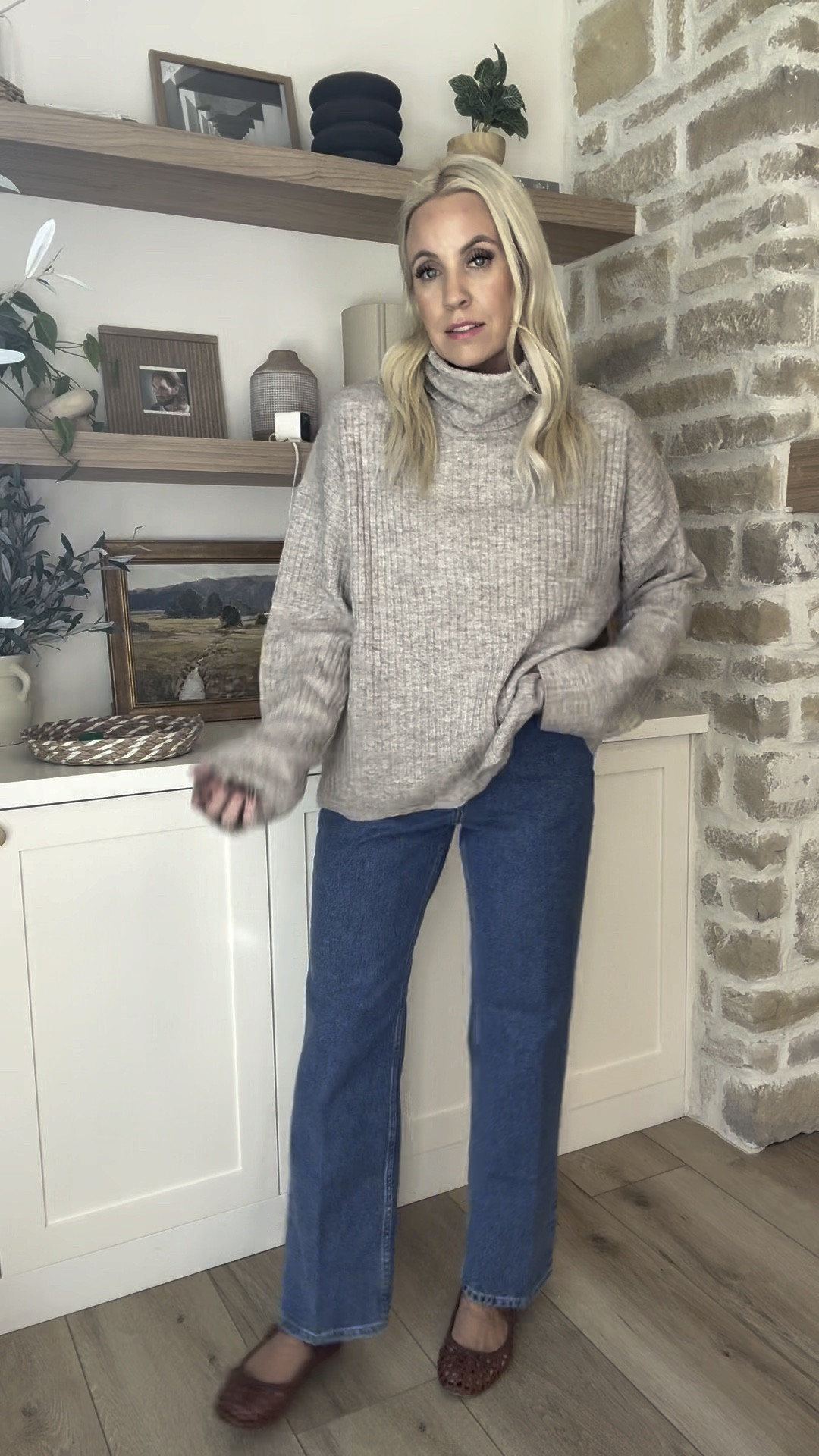 30% off H&M! Here is a solid color in that same cowl neck turtle neck. I’m wearing a size medium top, size 4 jeans

#LTKHoliday #LTKFindsUnder50 #LTKStyleTip