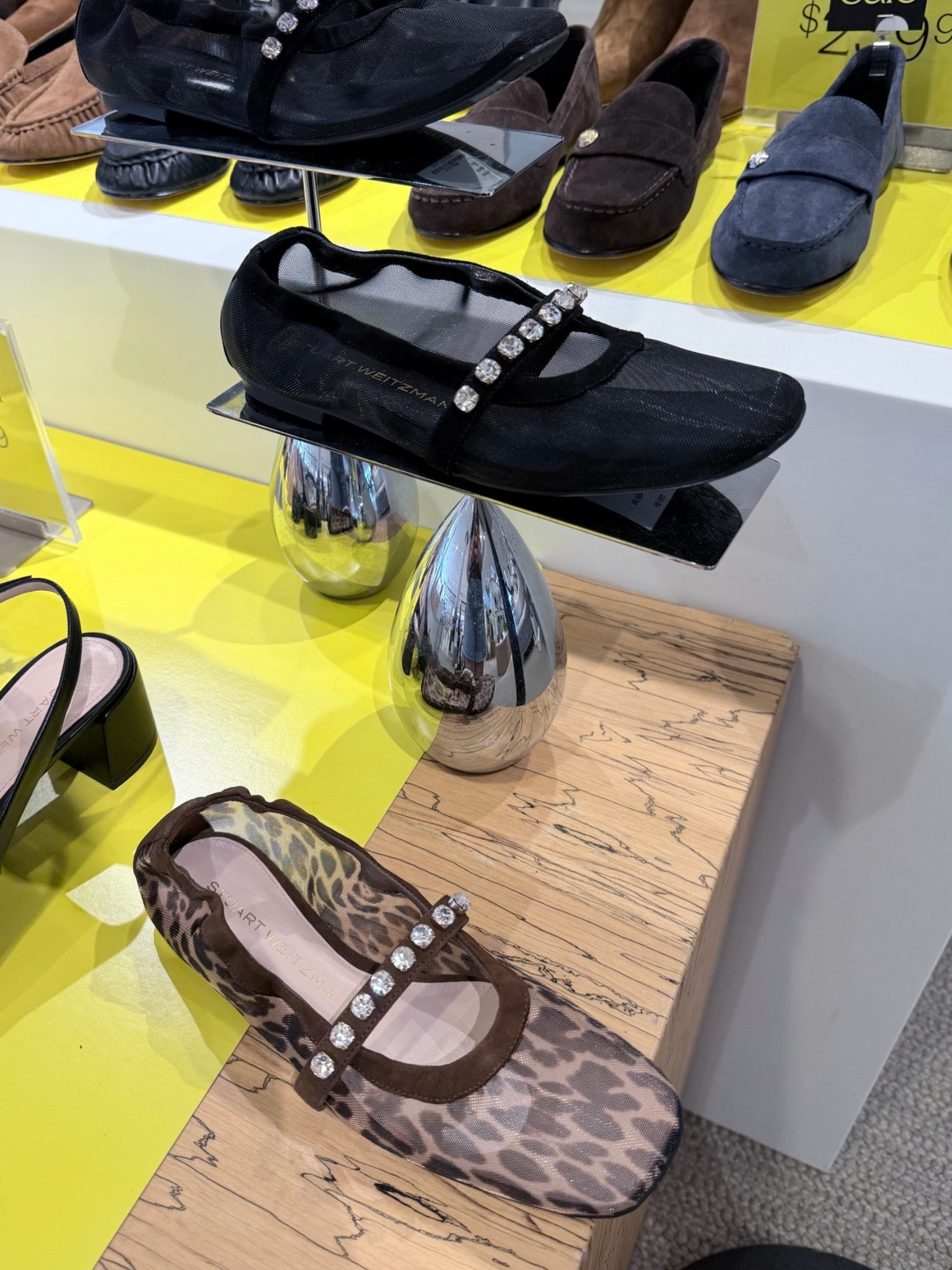 Nordstrom Anniversary Sale! 

These Stuart Weitzman flats are a good pair of flats that you can wear from summer into the fall!

#LTKSaleAlert #LTKMidsize #LTKOver40