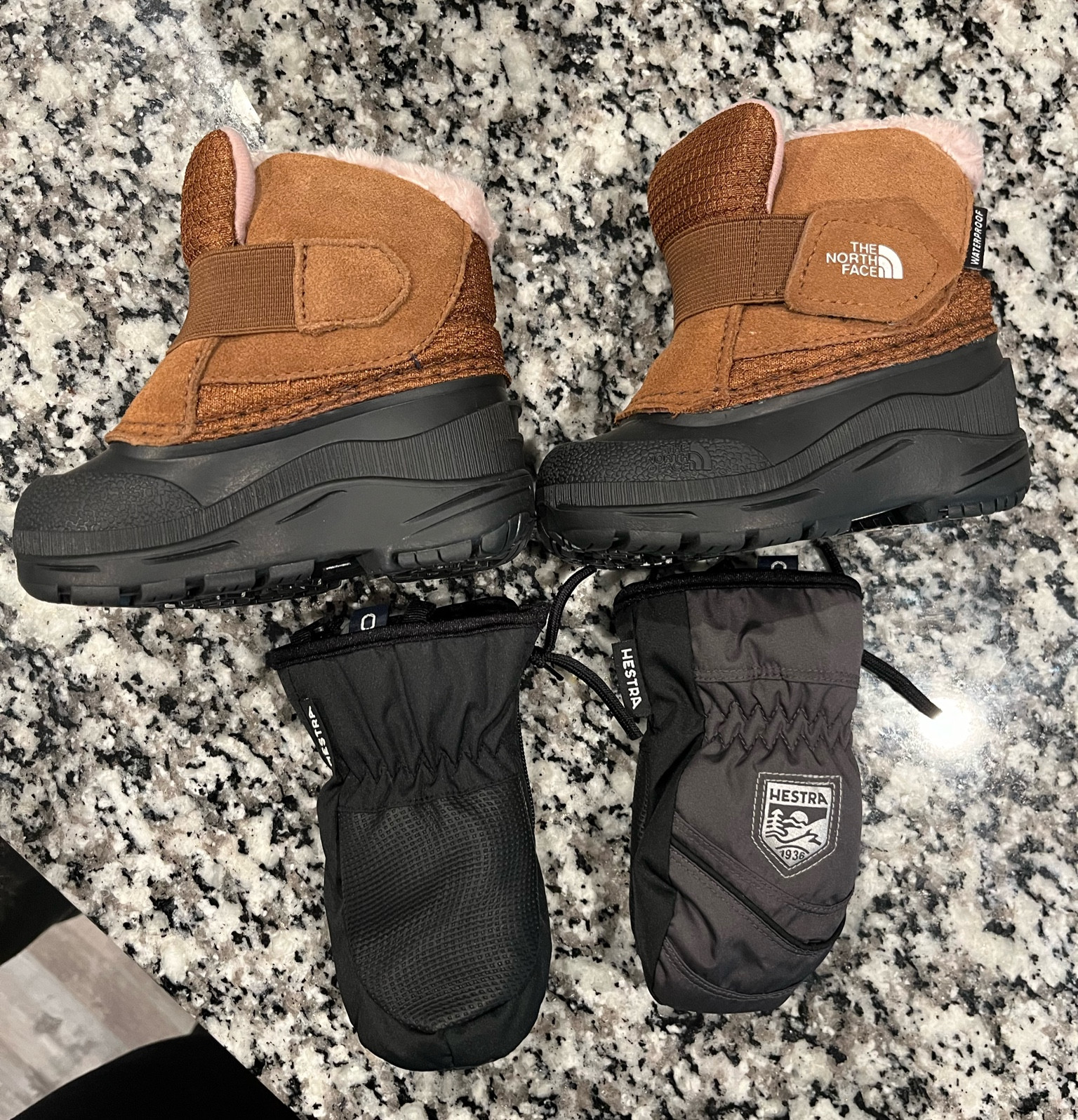 Baby snow gear 

Ski outfit, winter vacation, travel, winter outfit, kids, baby, toddler 

#LTKbaby #LTKtravel #LTKkids