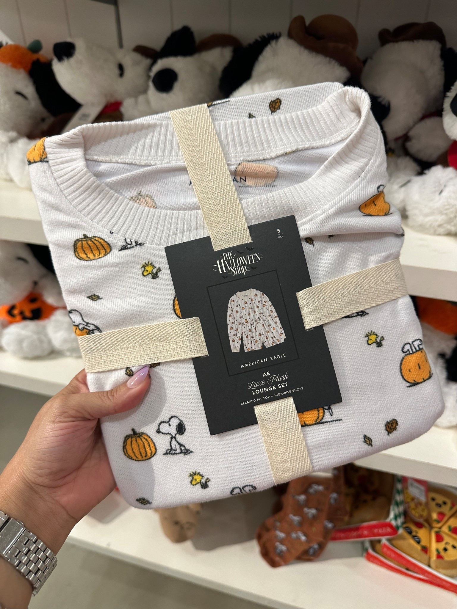 Snoopy Fall and Halloween Peanuts outfits at American Eagle 

#LTKSeasonal #LTKFamily