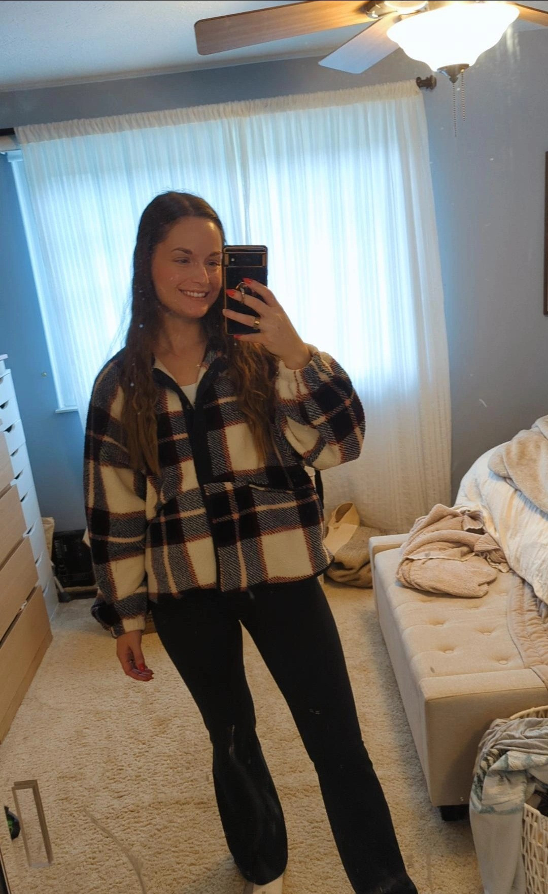 Today's cozy Stay At Home outfit ☺️Top: Medium Leggings: Medium TallFleece: Large 

#LTKdayinmylife #LTKgrwm #LTKootd
