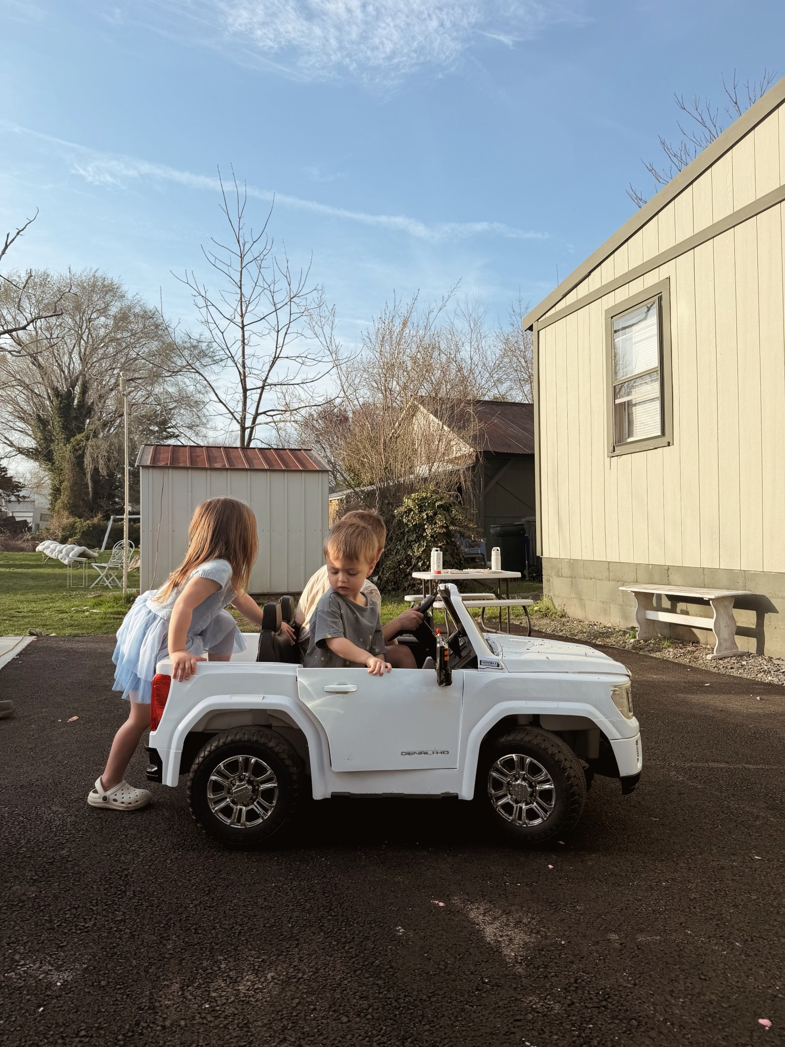 my kids favorite ride on GMC Yukon car🤍

#LTKmomlife #LTKHome #LTKKids