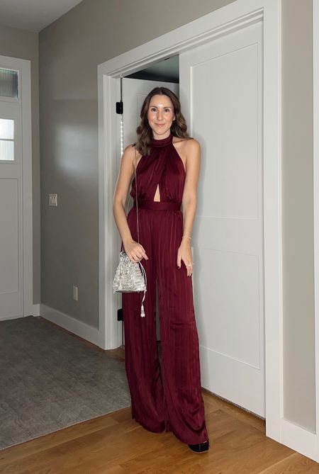 Fall wedding guest jumpsuit under $100🍂 wearing a xs

Lulus | special occasion dress | jumpsuit | wedding guest | dressed up | holiday style



#LTKfindsunder100 #LTKHoliday #LTKwedding