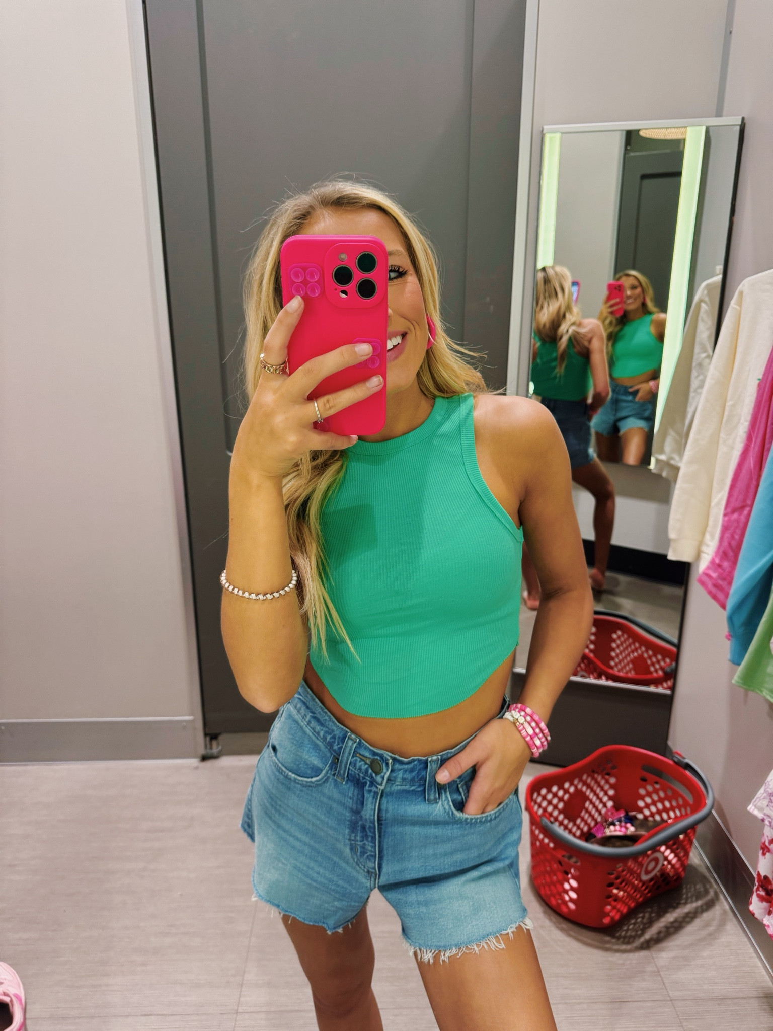 $5 TANK!!! MY MUST-HAVE!💚
Wearing size:SMALL
- green tank/basic/essential/deal/dealoftheday/musthave

#LTKsalealert #LTKstyletip #LTKfindsunder50