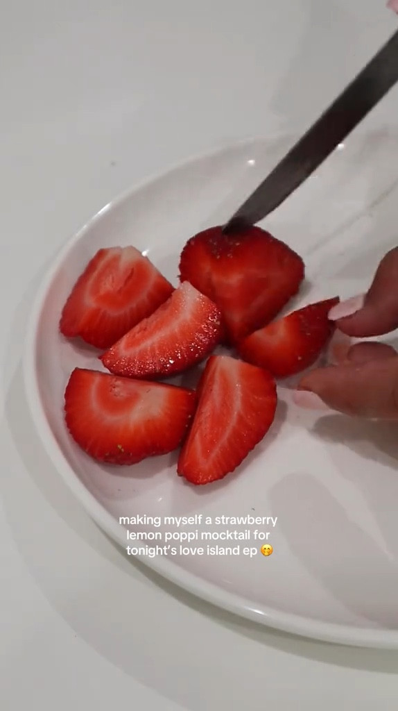 how i made a strawberry lemon poppi mocktail- it was AMAZING 🤌🏼 

#LTKSummerSales #LTKHome #LTKVideo