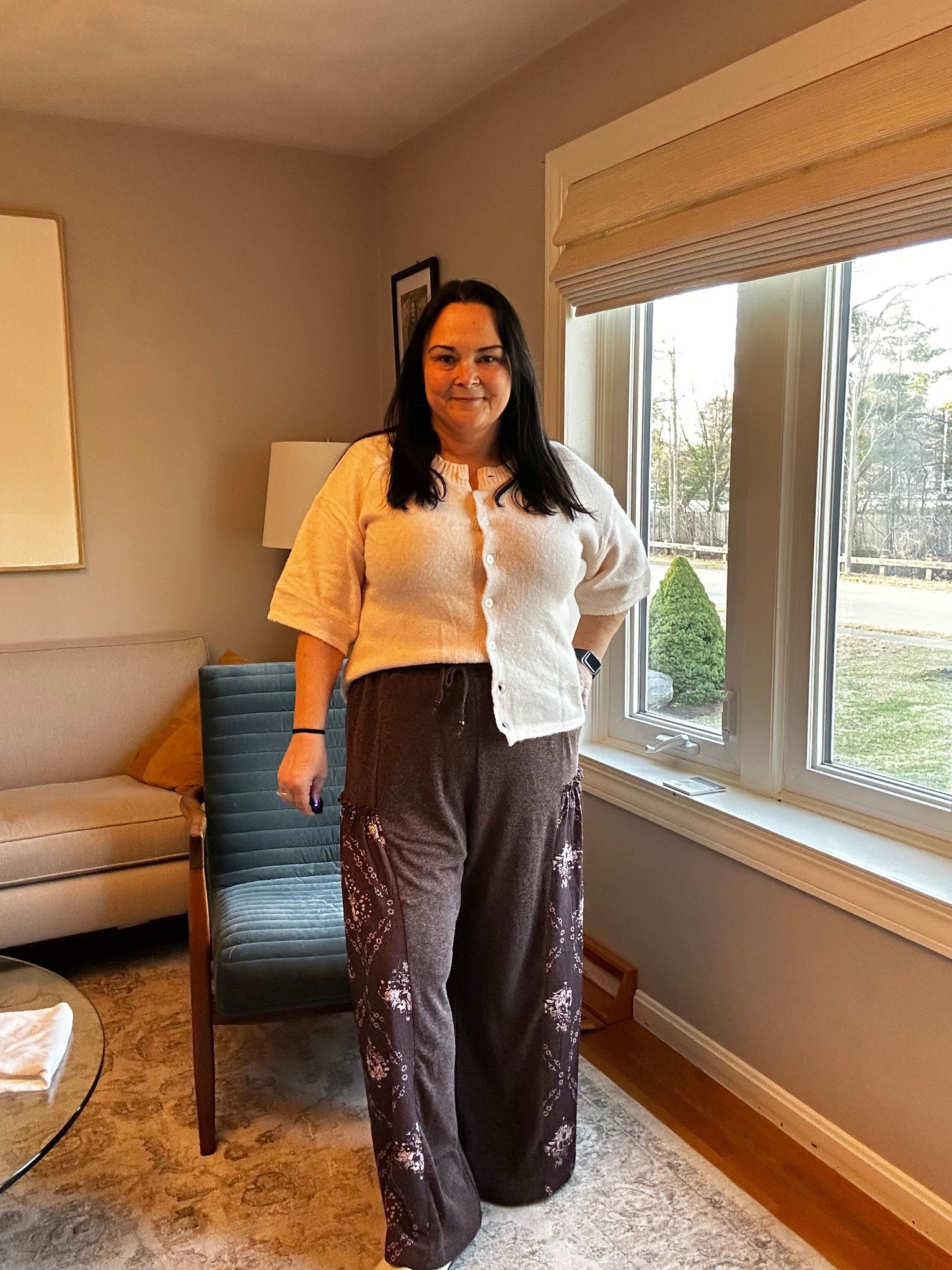 Casual midsize ootd with true to size wide leg pants and a soft short sleeve cardigan. This comfortable outfit is easy, flattering, and perfect for real life. The flowy printed pants have a relaxed fit, and the soft knit cardigan is breathable, easy to layer, and true to size. A simple everyday outfit formula for midsize women.

#LTKootd #LTKWorkwear #LTKMidsize