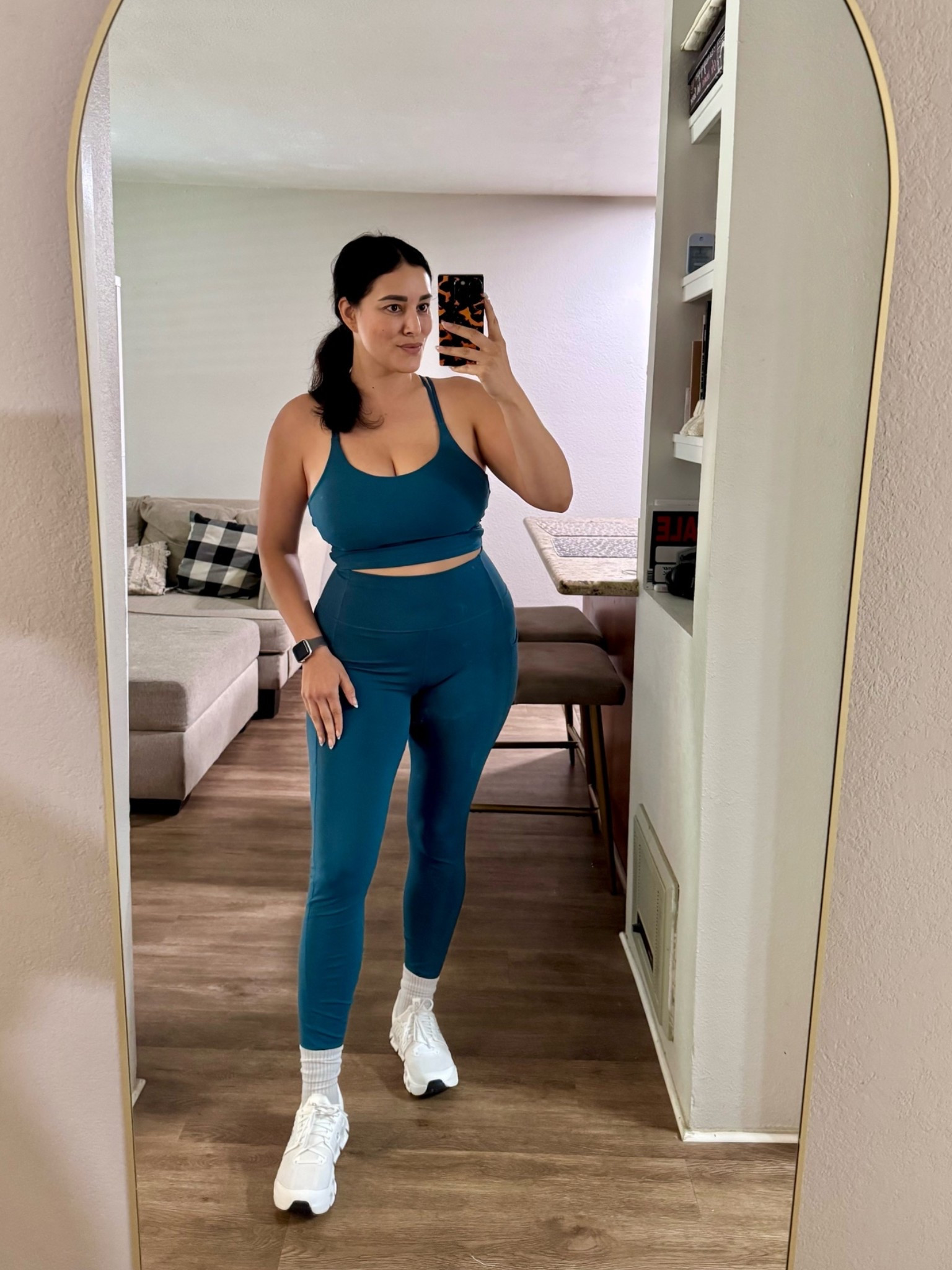 currently pretending this set is the reason I want to work out 🤭✨

love the color, love the fit, and it somehow makes gym days feel a little more fun 🤍

sports bra: M
leggings: L
sneakers: 8

#LTKootd #LTKActive #LTKOver40
