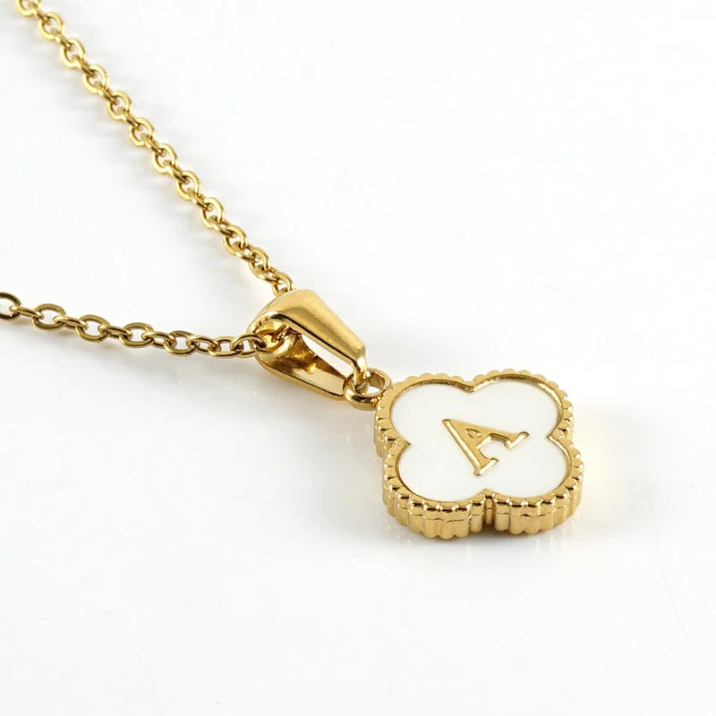 Clover Initial Necklace | Evercado