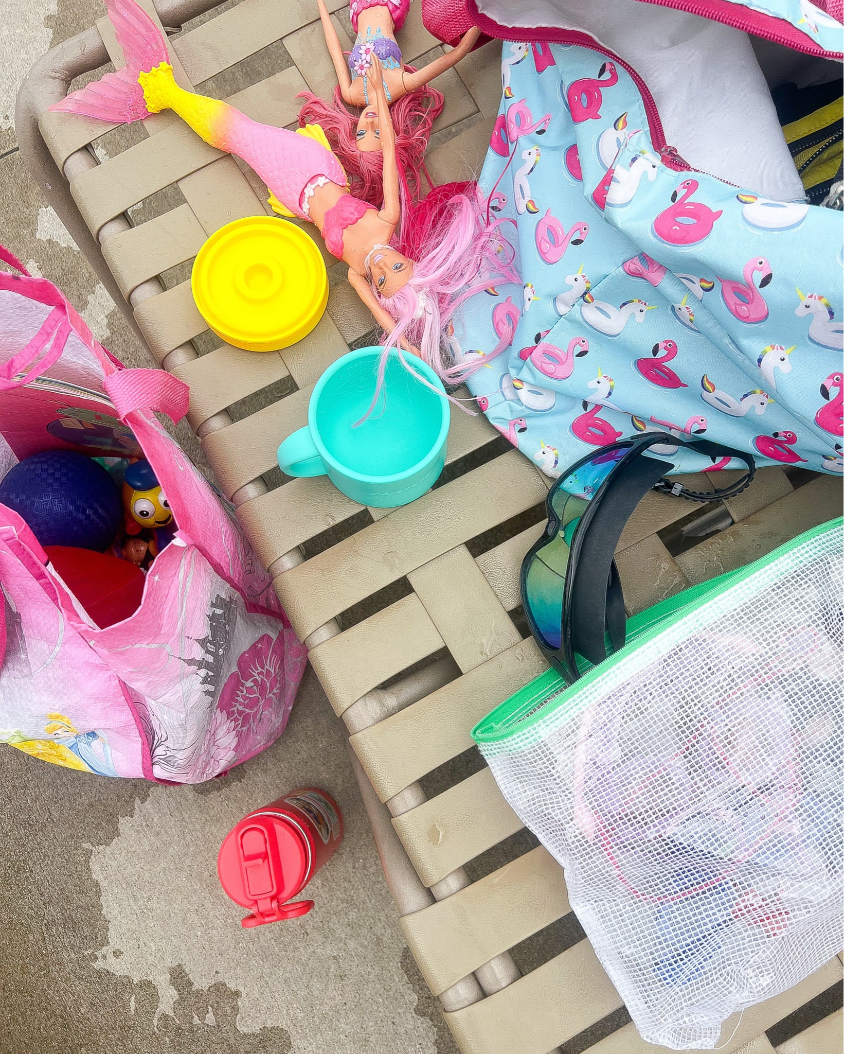 ☀️ Summer sanity savers, right this way 👉

These simple, affordable finds are doing the most to keep my kid chaos in check:

✔️ Zippered bags for tiny toys, puzzle pieces & pool gear (waterproof = magic)

✔️ I’ve been using the @morepeaskids snack cups since my kids were in diapers. They are used Every. Single. Day. Love their products and love the founders!!

✔️ Rimmed baking sheets = mess-contained craft zones

✔️ Clear shoe boxes to corral categories

✔️ A stocked “art drawer” for spontaneous creativity

✔️ Notepads + calculator = hours of pretend play (menus, doctor’s notes, invoices galore)

💡 Bonus: My daughter’s been running a full-service restaurant from our living room for two weeks straight.

Link in bio for all the goods—or comment “PLAY” and I’ll send the full list your way!

#LTKKids #LTKSummerEdit #LTKFamily