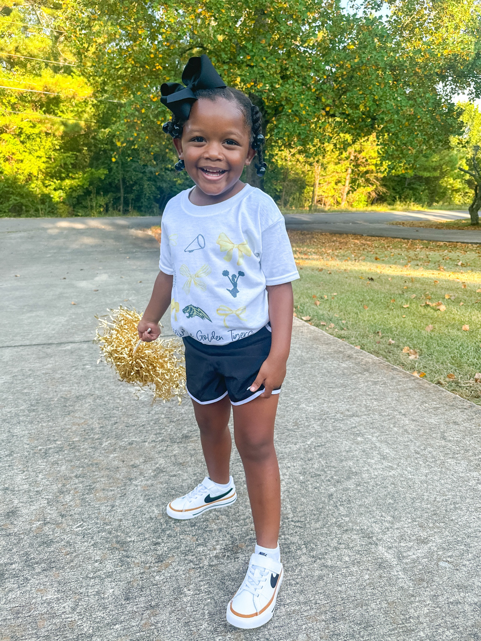 25% off!!! Great sale going on at Nike!! Kenlyn’s sneakers are on sale. They have a matching pair for Mom too!! 🖤💛

Kids shoes • fall sale • fall outfit • toddler 

#LTKShoeCrush #LTKKids #LTKSaleAlert