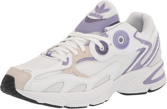 adidas Originals Women's Astir Sneaker | Amazon (US)