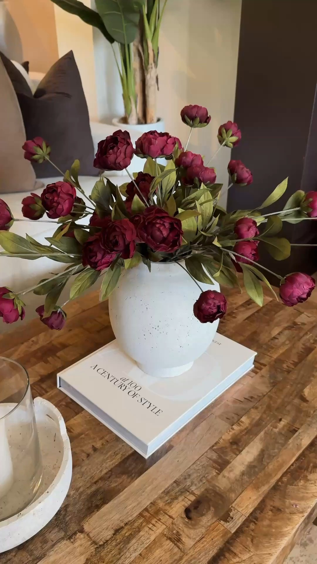 The prettiest Fall faux peony stems from Michael’s 😍 

#michaelspeony #fauxpeonies #peony #falldecor #bergundypeony #homedecor

#LTKHome