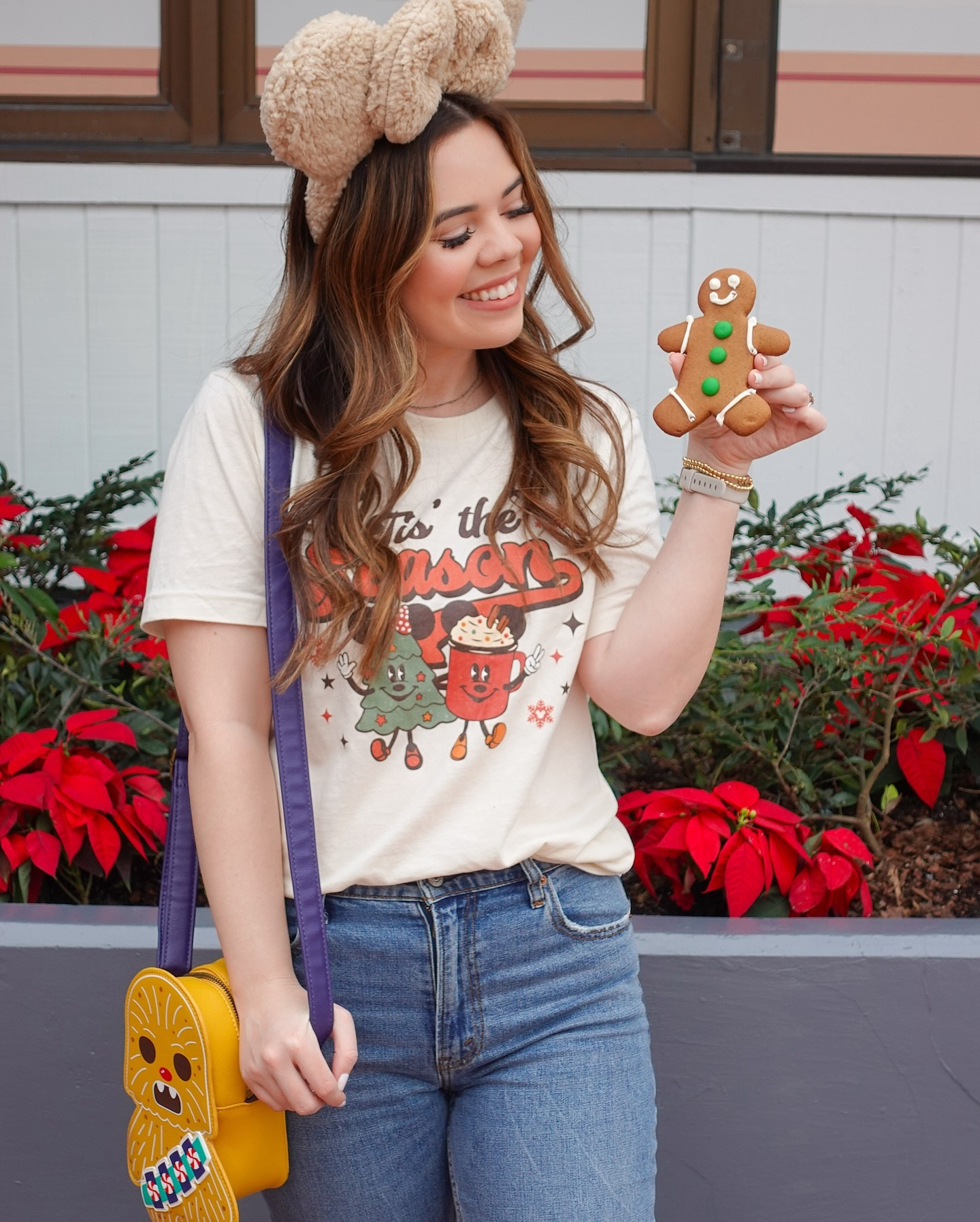 𝐇𝐚𝐩𝐩𝐲 𝐍𝐚𝐭𝐢𝐨𝐧𝐚𝐥 𝐆𝐢𝐧𝐠𝐞𝐫𝐛𝐫𝐞𝐚𝐝 𝐂𝐨𝐨𝐤𝐢𝐞 𝐃𝐚𝐲!! 🍪✨ 

Here are some throwback photos from the Cookie Stroll during Epcot’s 𝐅𝐞𝐬𝐭𝐢𝐯𝐚𝐥 𝐨𝐟 𝐭𝐡𝐞 𝐇𝐨𝐥𝐢𝐝𝐚𝐲𝐬, where I got this cute gingerbread man cookie (you could say he’s cute enough to eat…or at least do multiple poses showing him off 🙈😆) I’m also wearing my Gingerbread Chewbacca Loungefly—because festive snacks and accessories are the perfect combo! 🥰🎄✨

𝐅𝐮𝐧 𝐅𝐚𝐜𝐭: Did you know there are 𝙢𝙪𝙡𝙩𝙞𝙥𝙡𝙚 days dedicated to celebrating gingerbread? 𝐉𝐮𝐧𝐞 𝟓𝐭𝐡 is 𝐍𝐚𝐭𝐢𝐨𝐧𝐚𝐥 𝐆𝐢𝐧𝐠𝐞𝐫𝐛𝐫𝐞𝐚𝐝 𝐃𝐚𝐲, 𝐍𝐨𝐯𝐞𝐦𝐛𝐞𝐫 𝟐𝟏𝐬𝐭 (today!) is 𝐍𝐚𝐭𝐢𝐨𝐧𝐚𝐥 𝐆𝐢𝐧𝐠𝐞𝐫𝐛𝐫𝐞𝐚𝐝 𝐂𝐨𝐨𝐤𝐢𝐞 𝐃𝐚𝐲, and 𝐃𝐞𝐜𝐞𝐦𝐛𝐞𝐫 𝟏𝟐𝐭𝐡 is 𝐍𝐚𝐭𝐢𝐨𝐧𝐚𝐥 𝐆𝐢𝐧𝐠𝐞𝐫𝐛𝐫𝐞𝐚𝐝 𝐇𝐨𝐮𝐬𝐞 𝐃𝐚𝐲. Plenty of excuses to enjoy gingerbread all year long! 🍪🎉  

This year’s festival doesn’t start till November 29 and runs till December 30. Unfortunately, I won’t be able to make it this year, but I’ll definitely be there in spirit, dreaming of all the yummy holiday treats! 🎅🏼❄️ 

🌟 Who’s heading to Epcot for all the holiday festivities this year?

𝐎𝐮𝐭𝐟𝐢𝐭 𝐃𝐞𝐭𝐚𝐢𝐥𝐬: ☼ Shirt: @hellacutecompany ☼ Ears: @mousegoalsshop ☼ Jeans: @abercrombie ☼ Shoes: @adidas
_______________
#festivaloftheholidays #cookiestroll #epcot #loungefly #loungeflylove #disneytreats #gingerbreadman #disneystyle #disneyadult #wdw #disneygirl #disneyblogger #disneycreators #disneyparks #disneymagic #disneyoutfit #disneyfood #gingerbreadday #gingerbreadcookie