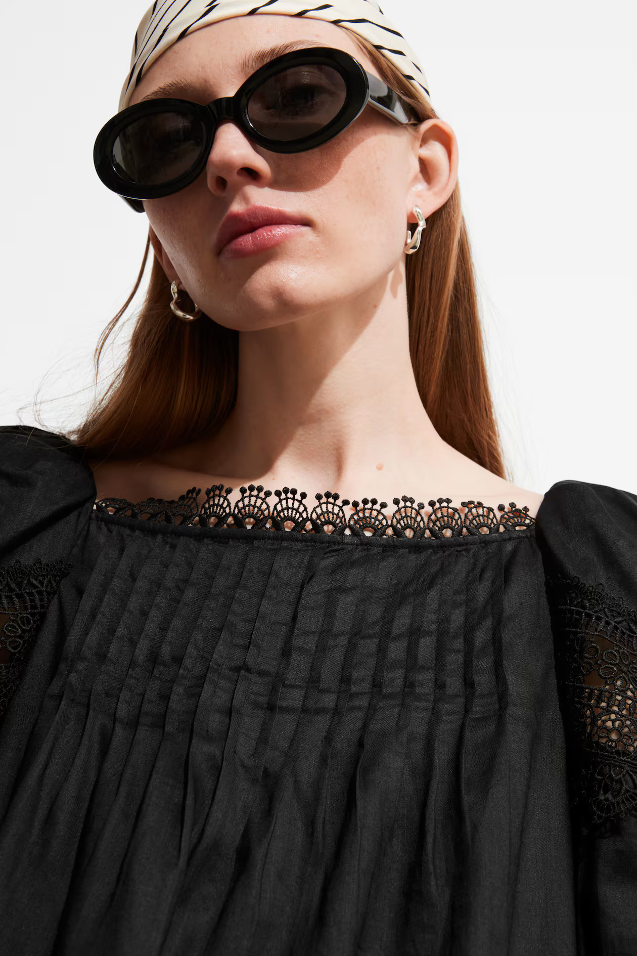 Oval Frame Sunglasses | H&M (UK, MY, IN, SG, PH, TW, HK)