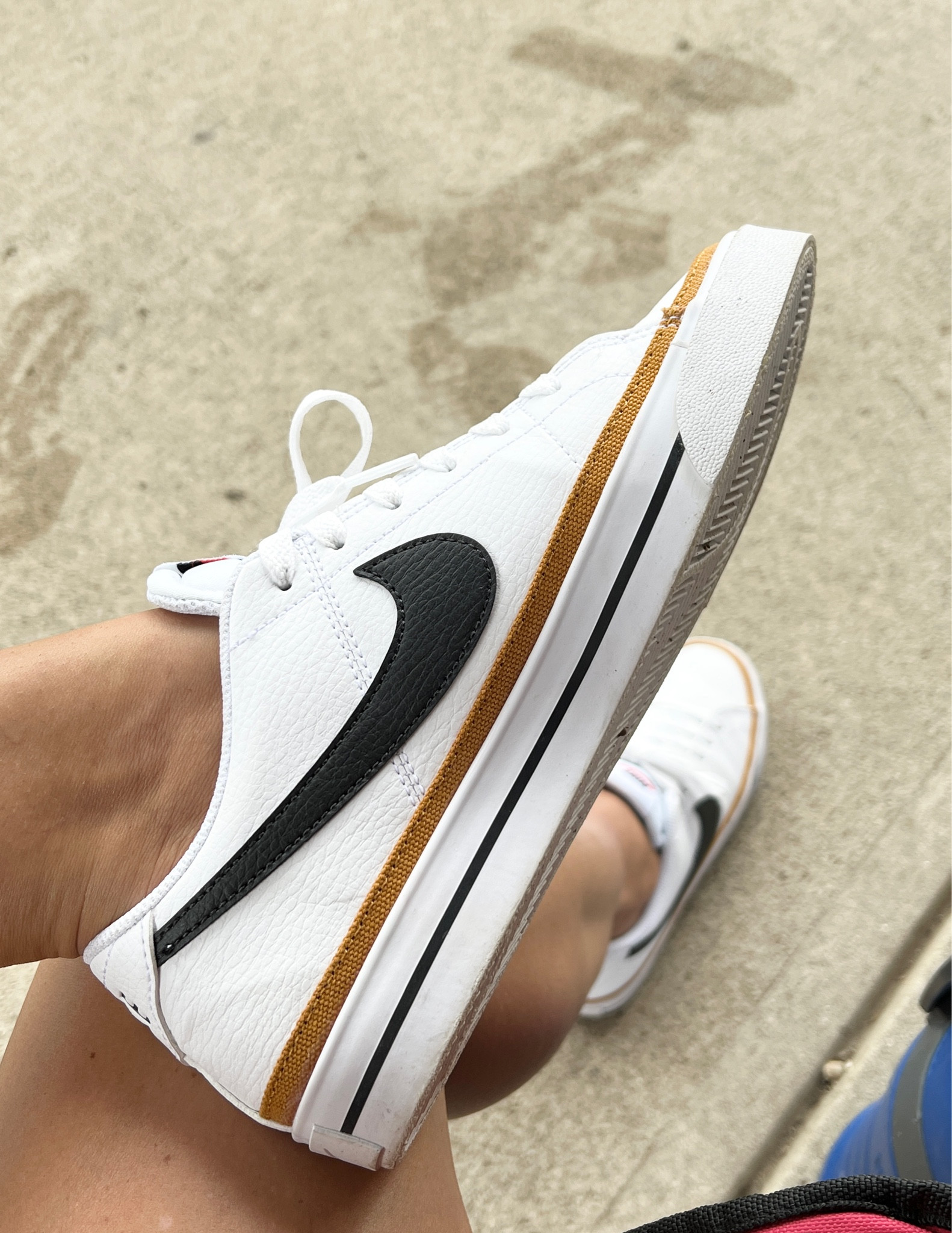 They’re FINALLY back in stock!!!! I wear a women’s 7 but these are kids so I got a 5.5. They run a tad small (per Nike’s website).

Sneakers, tennis shoes, shoes, fall shoes, neutral shoes, Teacher Outfits, work outfit, Fall outfit 

#LTKshoecrush #LTKFind #LTKunder50