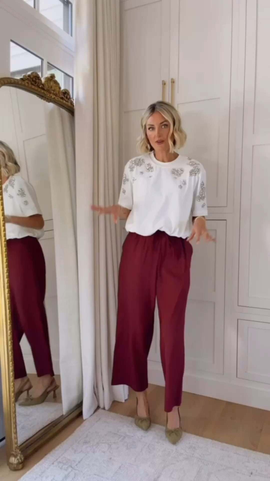 Really love this embellished rhinestone top! It’s a classic white tee with an elevated touch! Mixing highs and lows is a favorite of mine. Wearing XS in both 

Loverly grey, burgundy crop pants outfit, Target fashion finds, fall work outfit ideas, embellished white tee, affordable fashion finds

#LTKootd #LTKSeasonal #LTKWorkwear