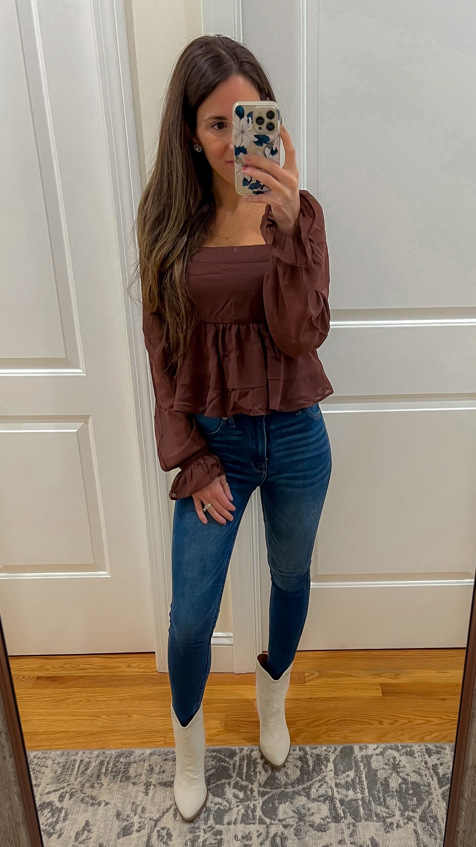 Abercrombie fall look ; must have Abercrombie top for fall ; Abercrombie jeans on sale ; fall date night outfit ; country concert look ; white western boots ; white cowgirl boots  

#LTKunder100 #LTKstyletip #LTKSeasonal