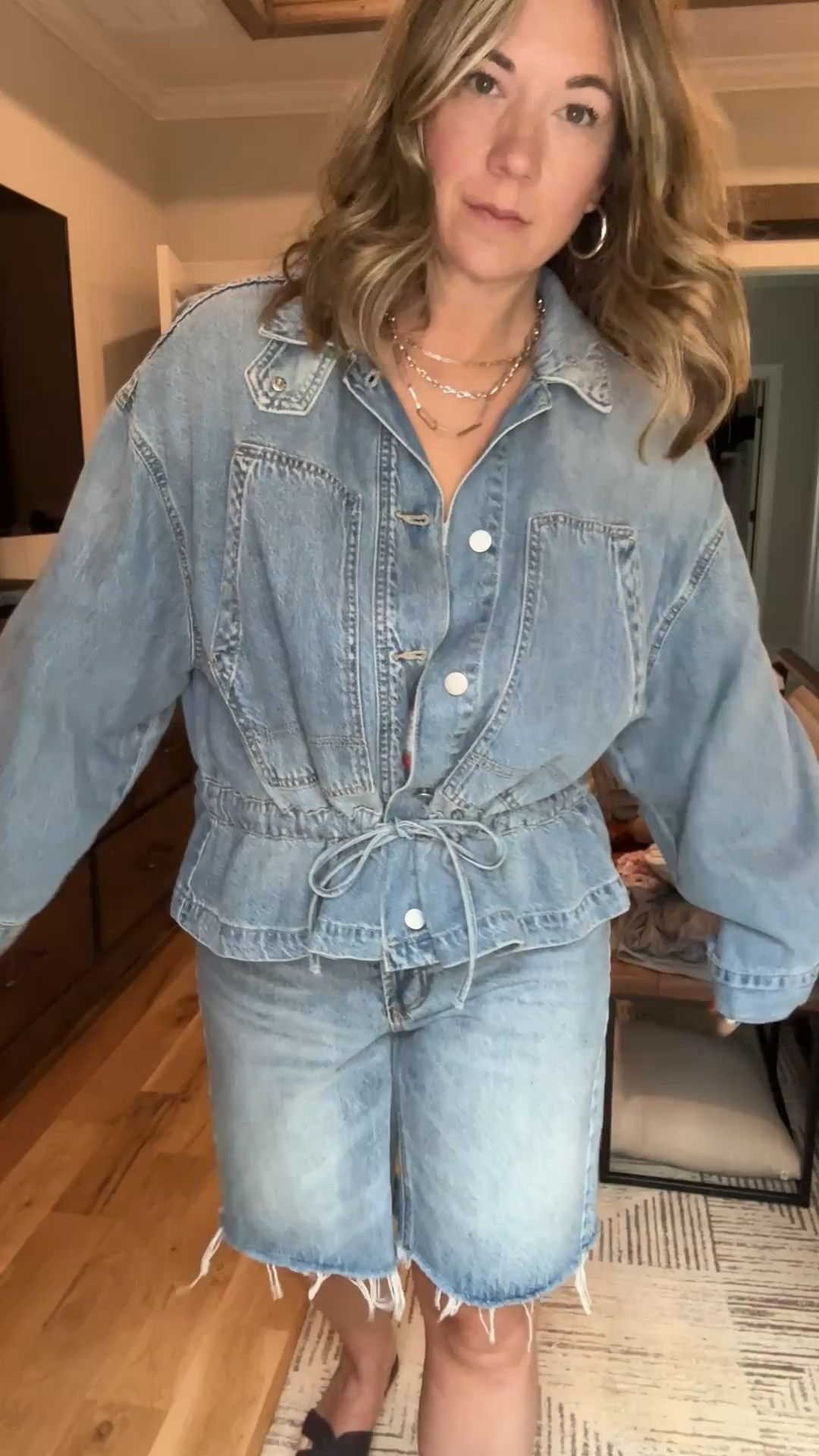 I’m loving this denim jacket! It’s lightweight and you can wear it cinched or open. It’s perfect for when you get cool inside and need a little something extra.

#LTKmomlife #LTKOver40 #LTKWorkwear
