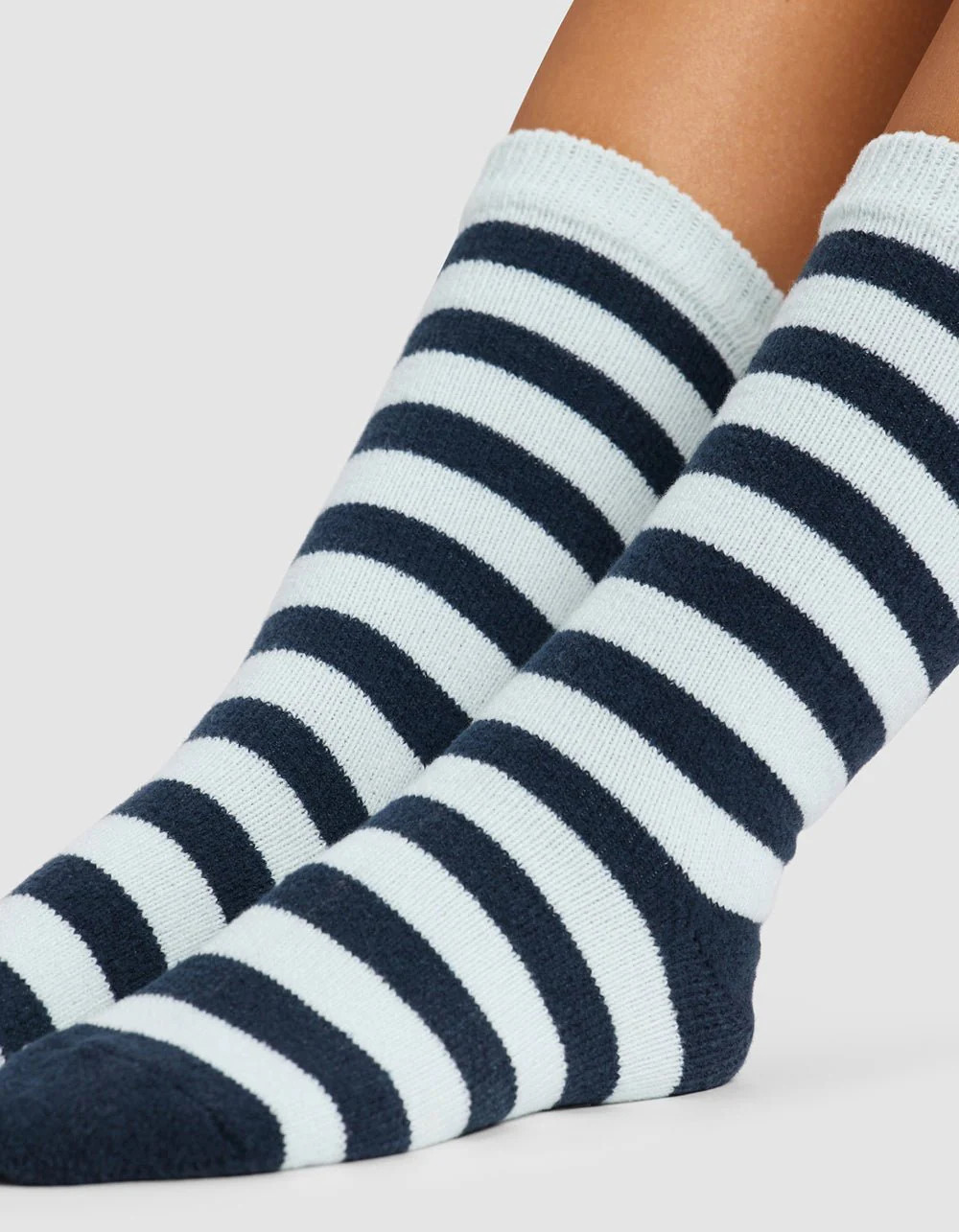 The Striped Plush Lounge Socks in Mist Stripe (Size: XS/S) - Cozy Earth | Cozy Earth