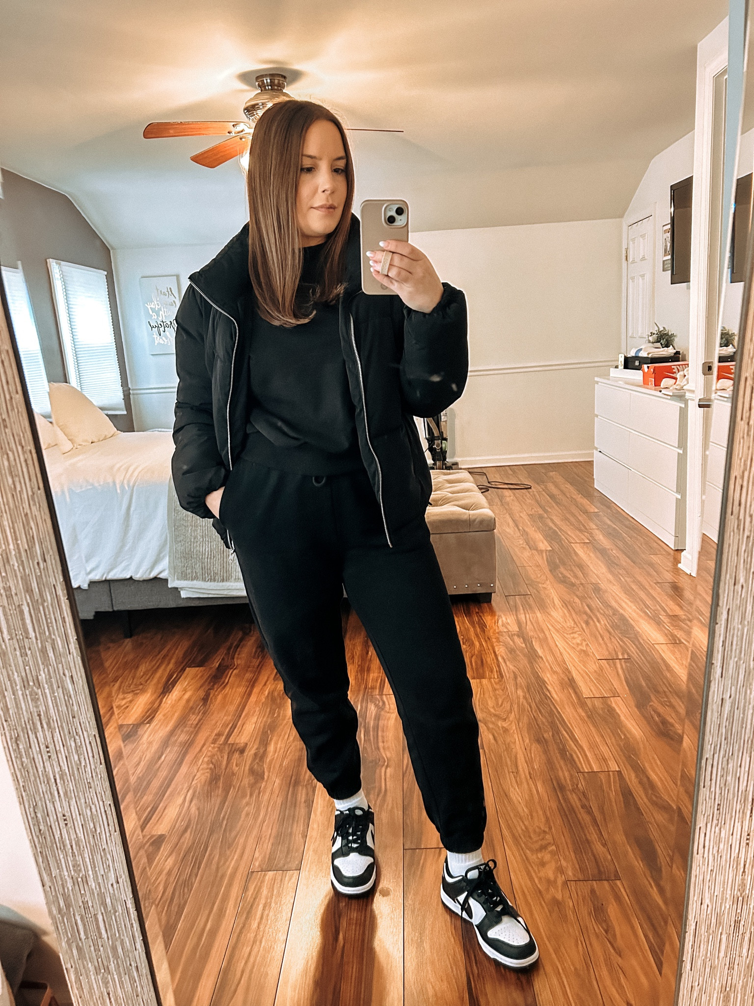 Panda dunks, black sweat pants, black sweat shirt, black puffer coat

#LTKSeasonal #LTKfit #LTKshoecrush