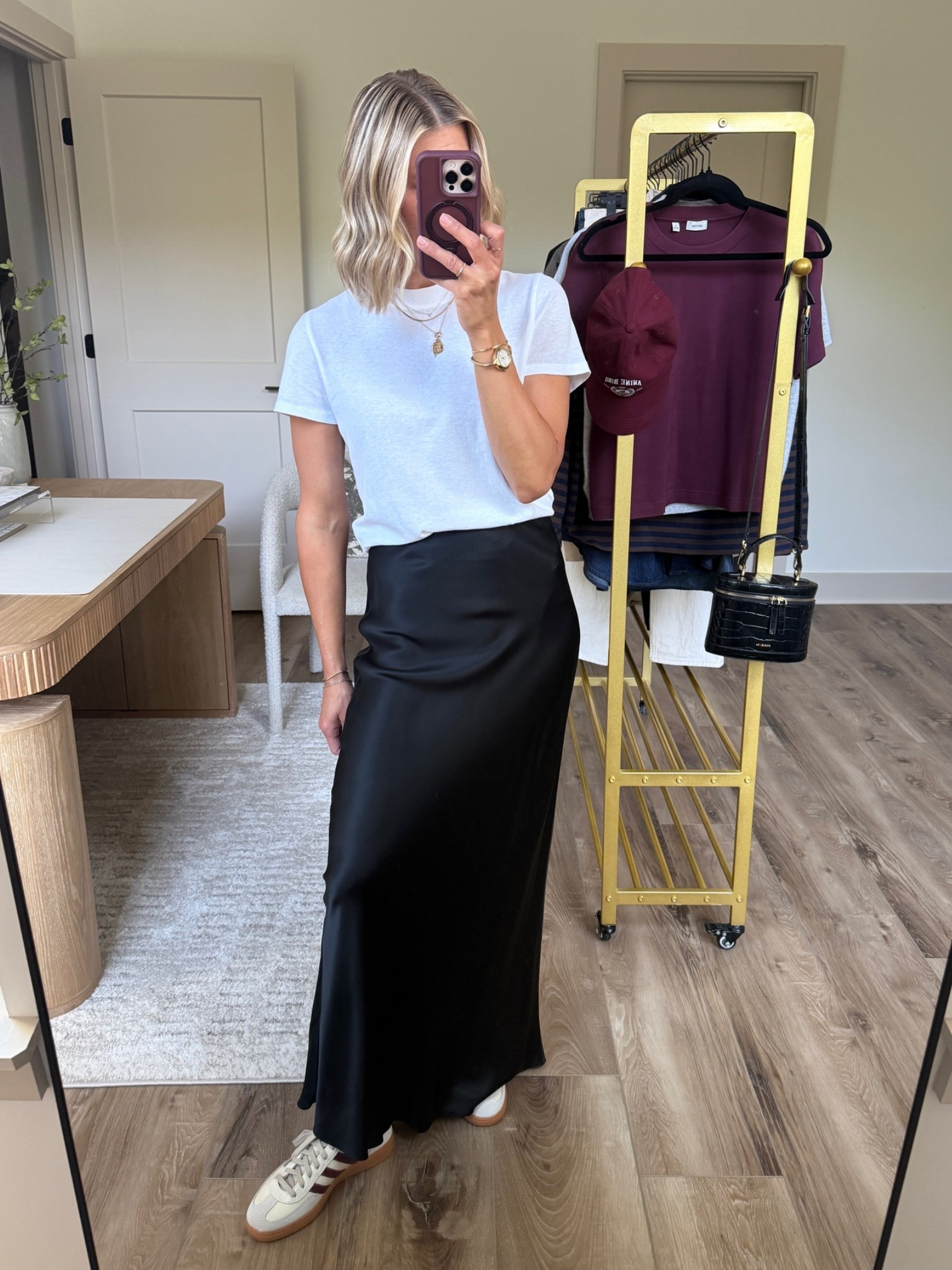 Wearing small, maxi length fit

#LTKSeasonal #LTKOver40 #LTKootd