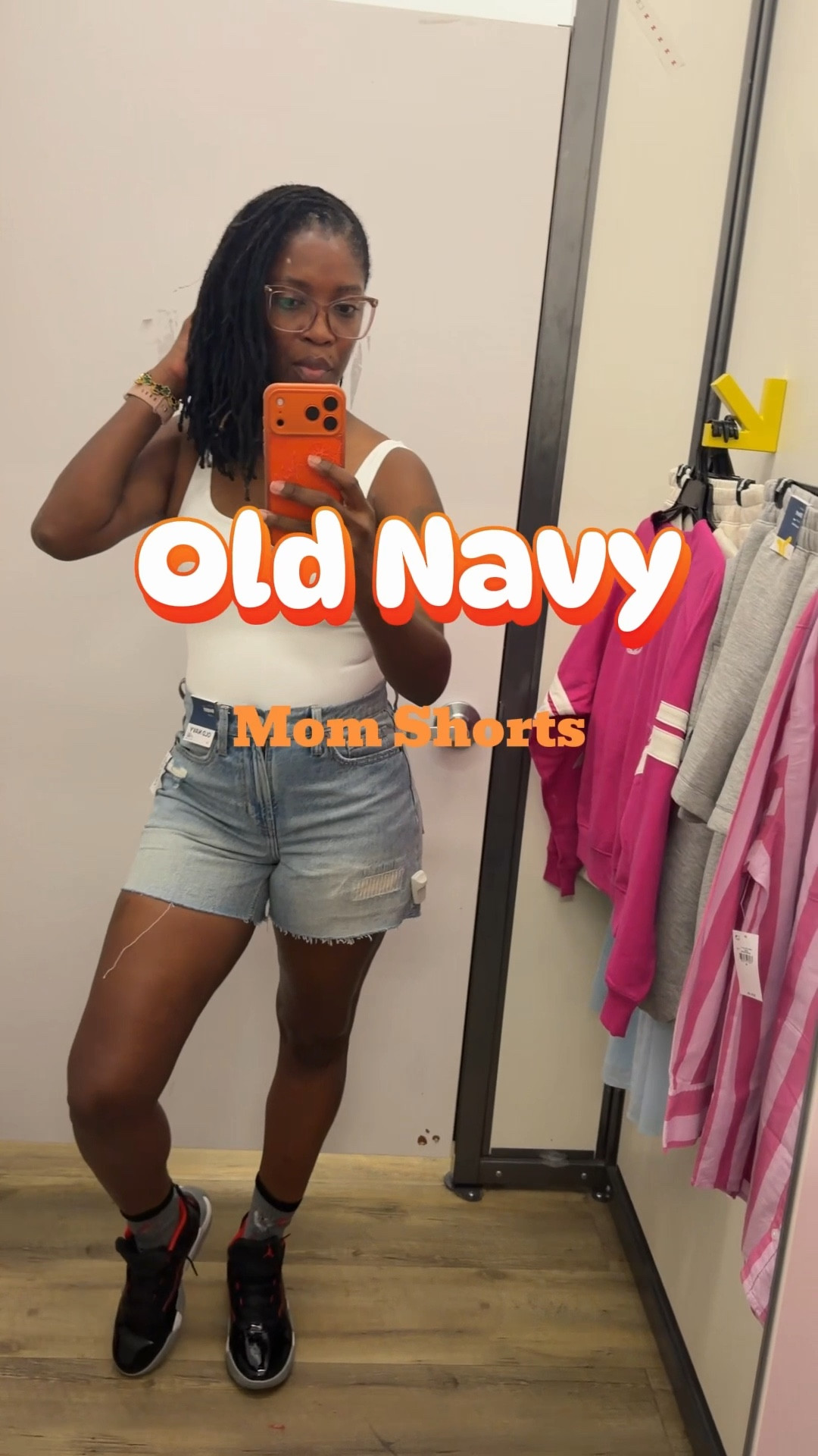 If you’re over 40, you need to see this! The perfect shorts with coverage. 🙌🏽#OldNavyPartner
.
Follow me& Comment SHORTS to receive the direct 🔗 to your inbox!
.
5’6 | 153 | Sz 4 - Goes up to size 30
.
#momshorts #oldnavystyle #over40club  #LTKunder50 #budgetfashion #fashionover40