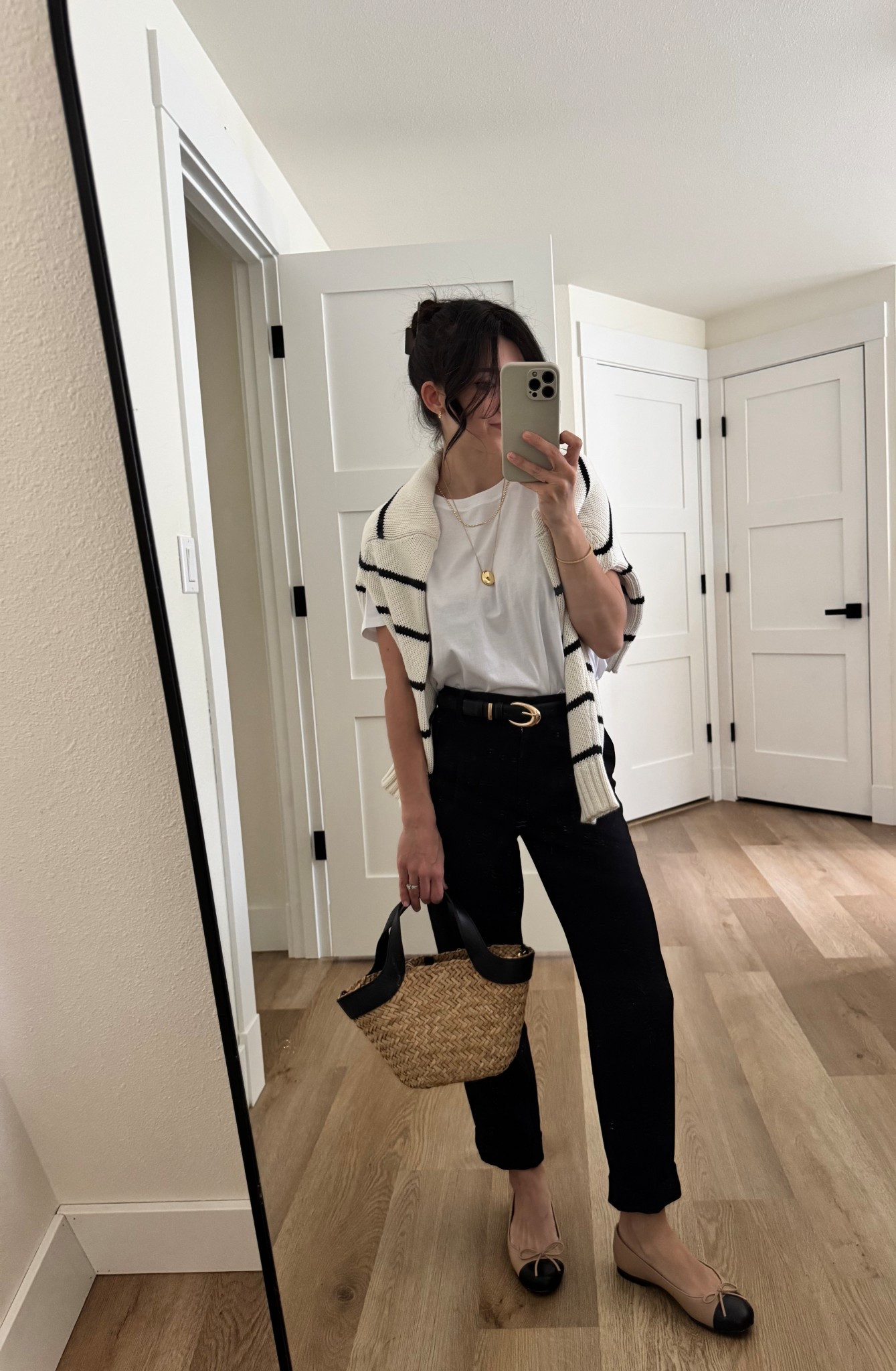 Linked similar trousers! Wearing size small in the tee

#LTKPetite #LTKootd #LTKmomlife