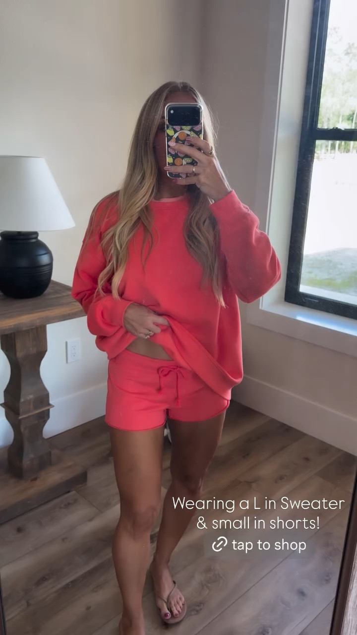 Wearing a L in Sweater
& small in shorts!