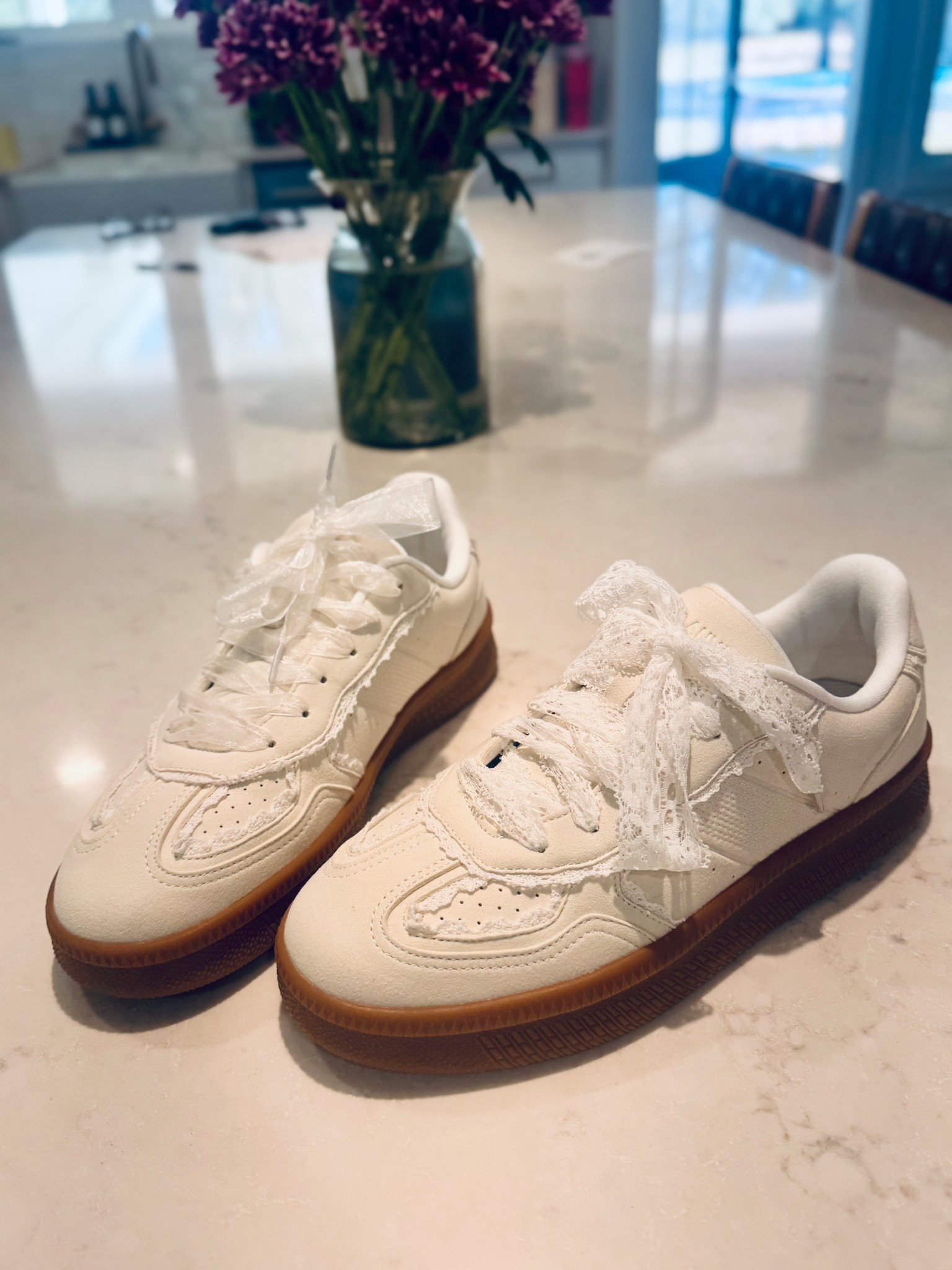 Neutral sneakers with lace details. spring perfection. 

Neutral sneakers, lace sneakers, lace details, 
