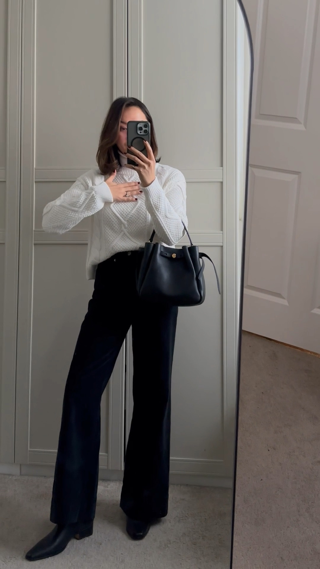 Winter ootd taking the fam to get photos with Santa! 

Quince cable sweater xs 
Jcrew velvet pants 
Steve Madden boots - on sale under $100! 

#LTKmomlife #LTKootd #LTKHoliday