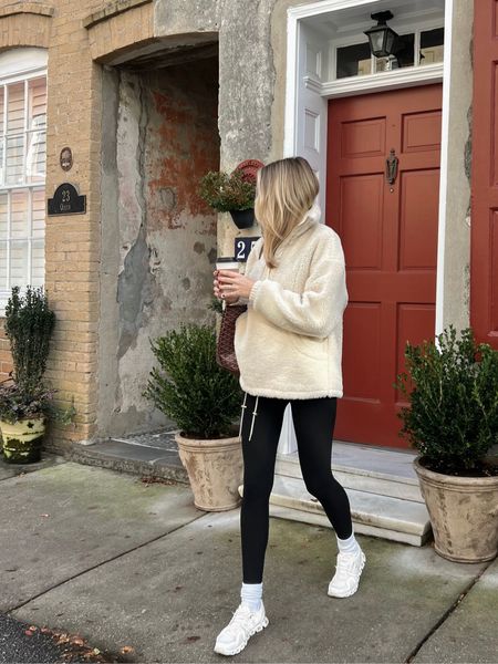 Living in this Varley pullover. The softest coziest Sherpa piece that feels like you’re wearing a blanket. Fits tts (I’m in small!).

Travel outfit, winter outfit, winter athleisure, Varley outfit 

#LTKCyberWeek #LTKSeasonal