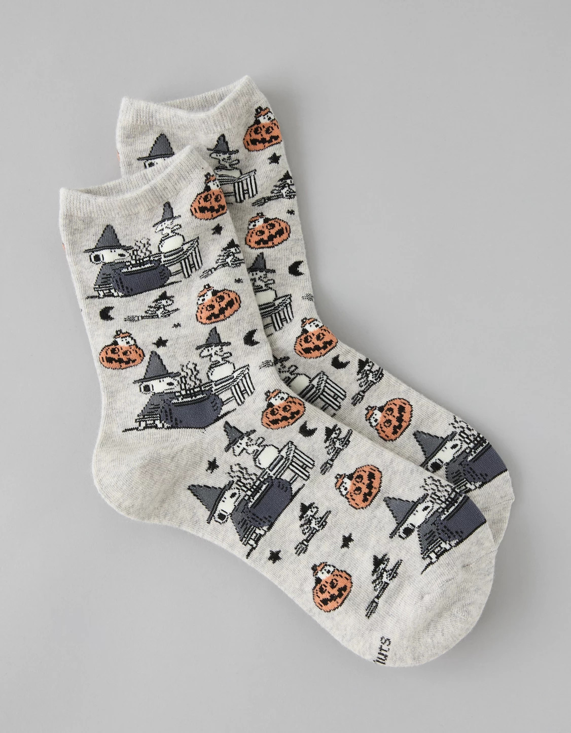 AE Snoopy Cropped Crew Socks | American Eagle Outfitters (US & CA)
