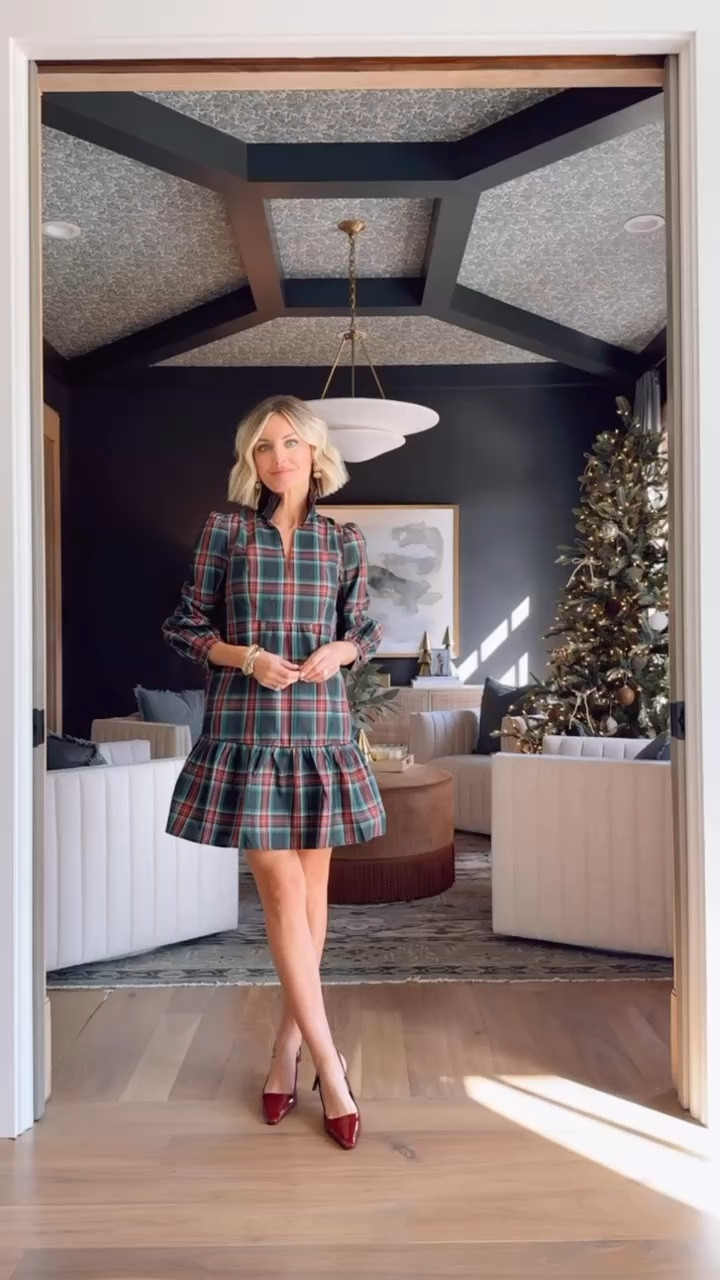 Love this plaid dress! 😍 Wearing XS! @tuckernuck #tuckernuckpartner

Loverly Grey, Holiday outfits, Christmas party outfit, Christmas family photos, holiday party, Christmas outfit 

#LTKStyleTip #LTKHoliday